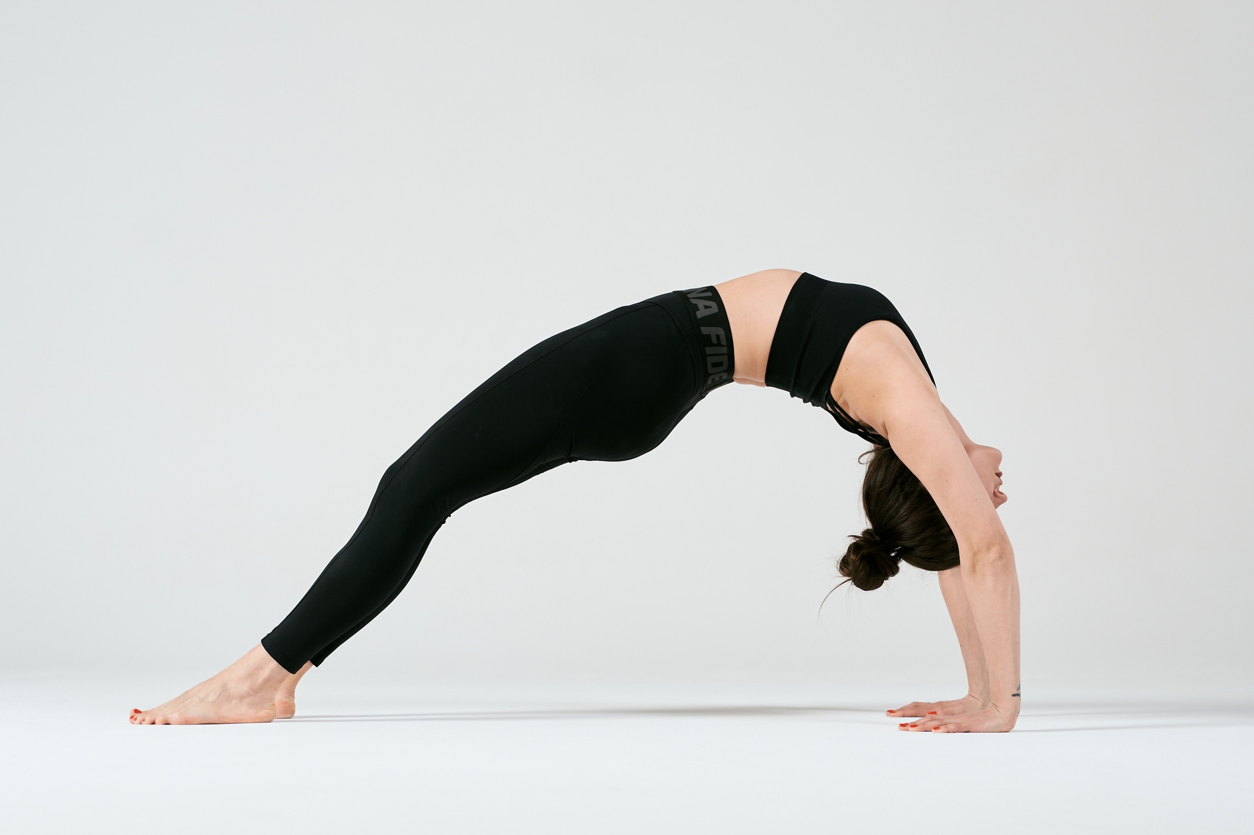 Фотографии йоги: эстетика и гармония. Фотограф Москва Денис Косых — портреты, йога, творческие съёмки