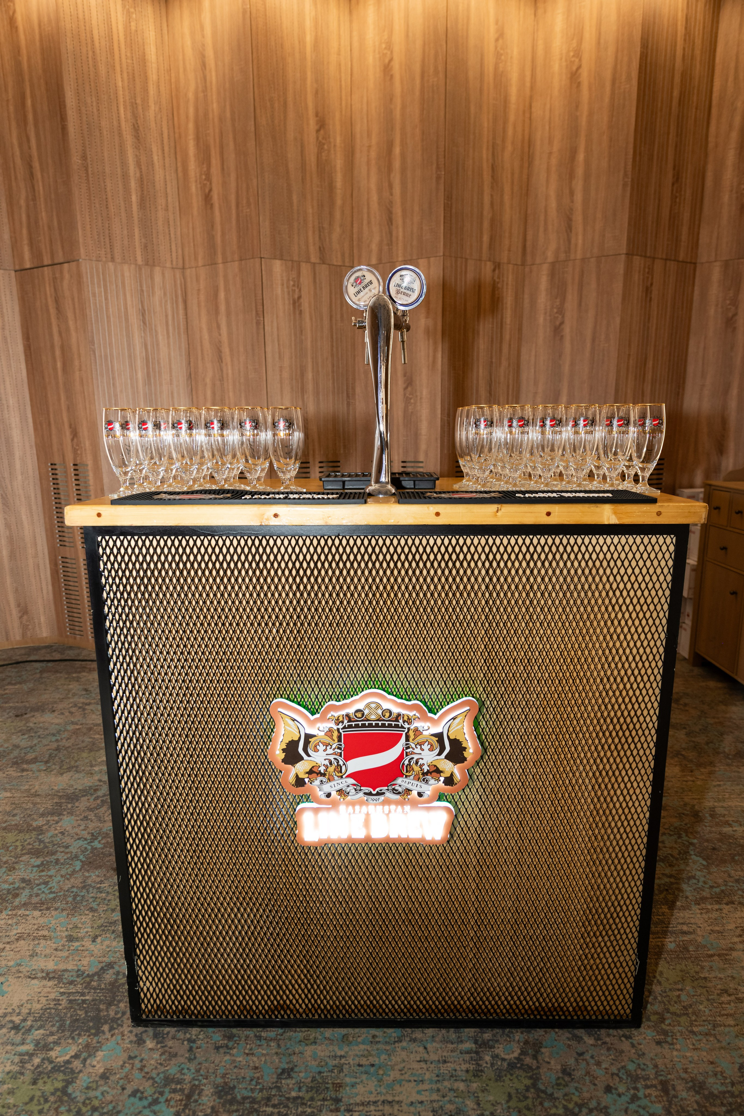 Beaujolais Nouveau 2025. Фотограф Астана, Алматы