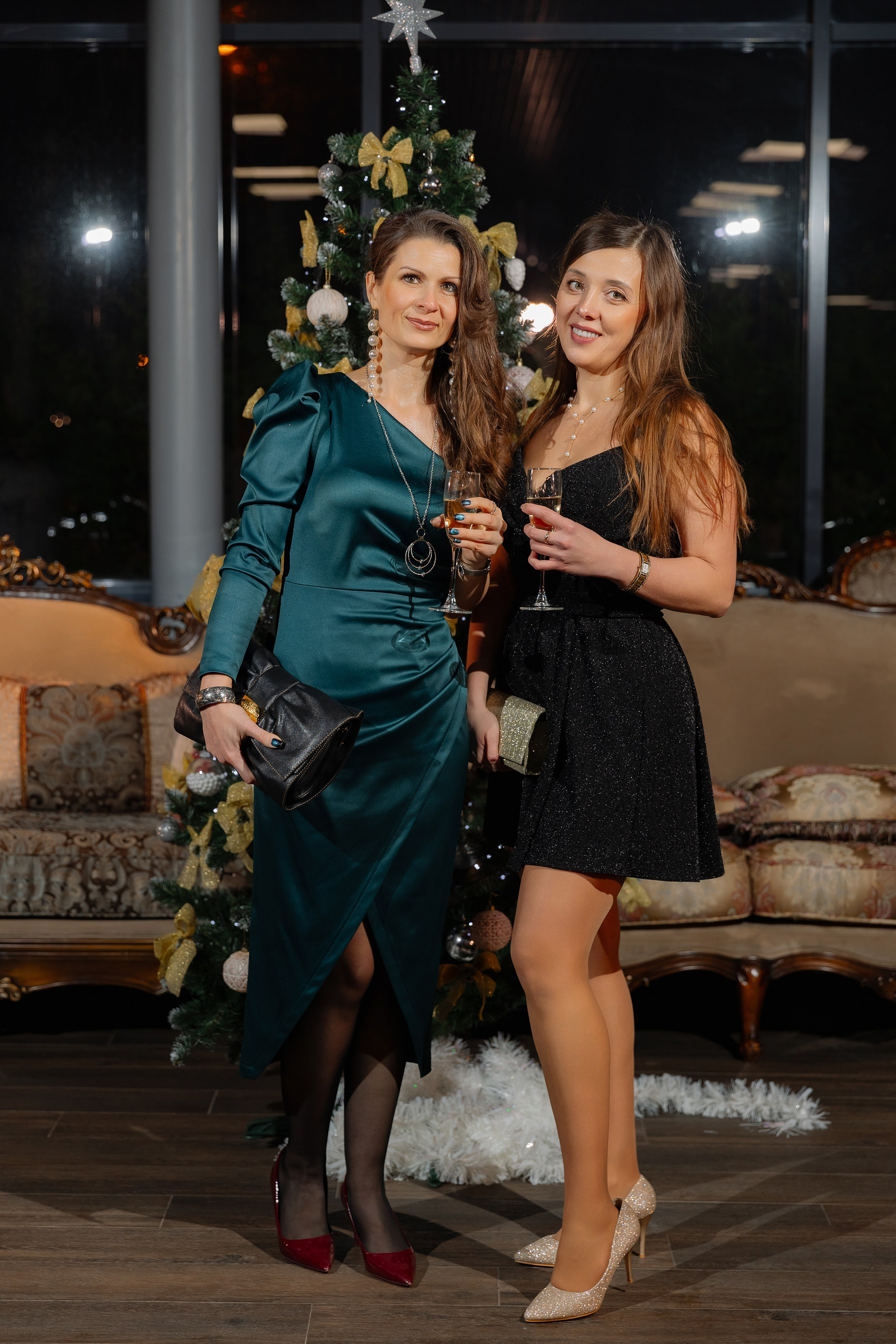 Корпоративная новогодняя фотосъемка для BELARUSBANK в Ресторане «Урарту». Свадебный фотограф в Минске/Беларуси Сергей Спиридонов