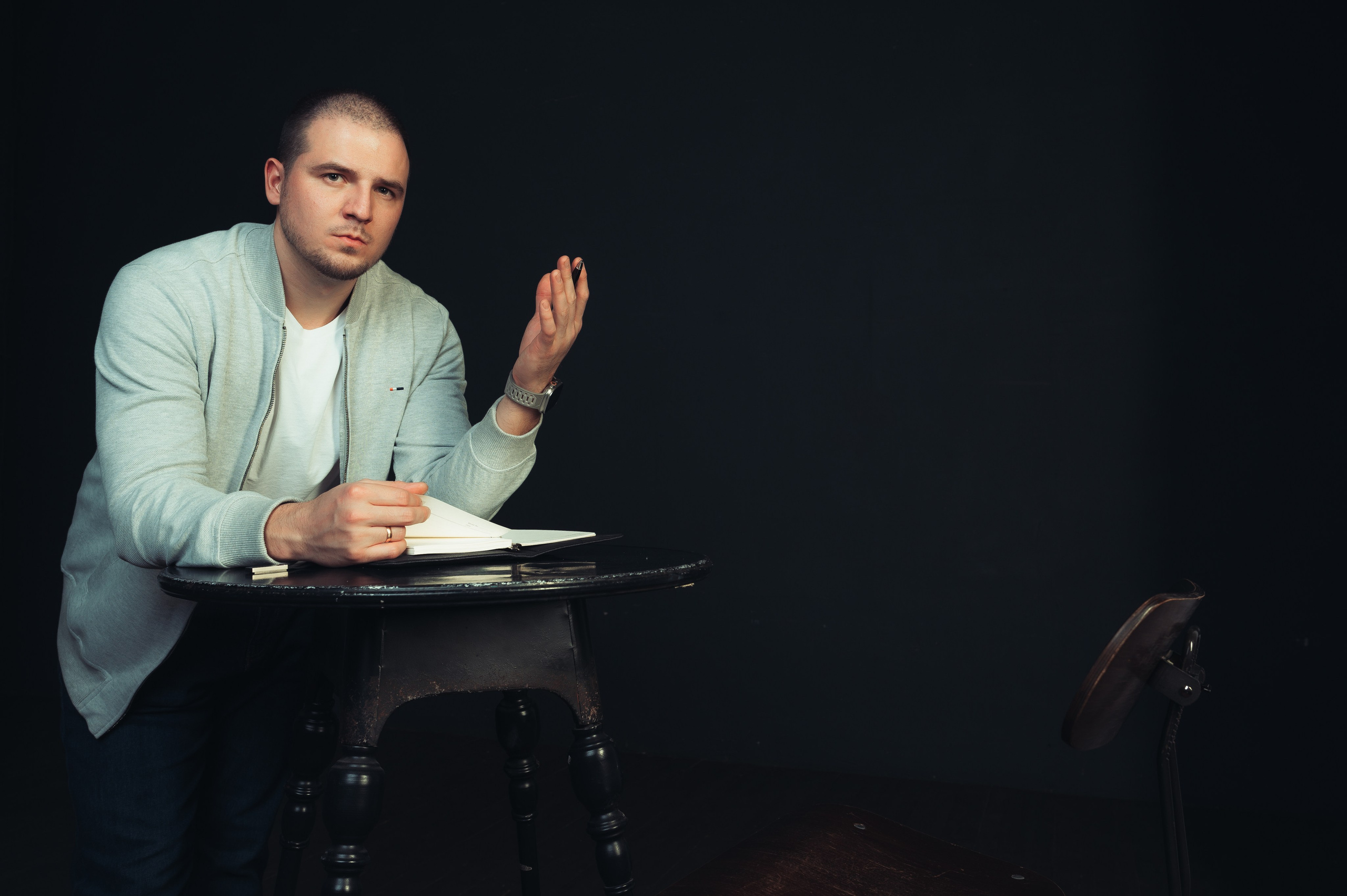 Никита Пустовалов — портретная съёмка. Иван Кубик — фотограф и видеограф