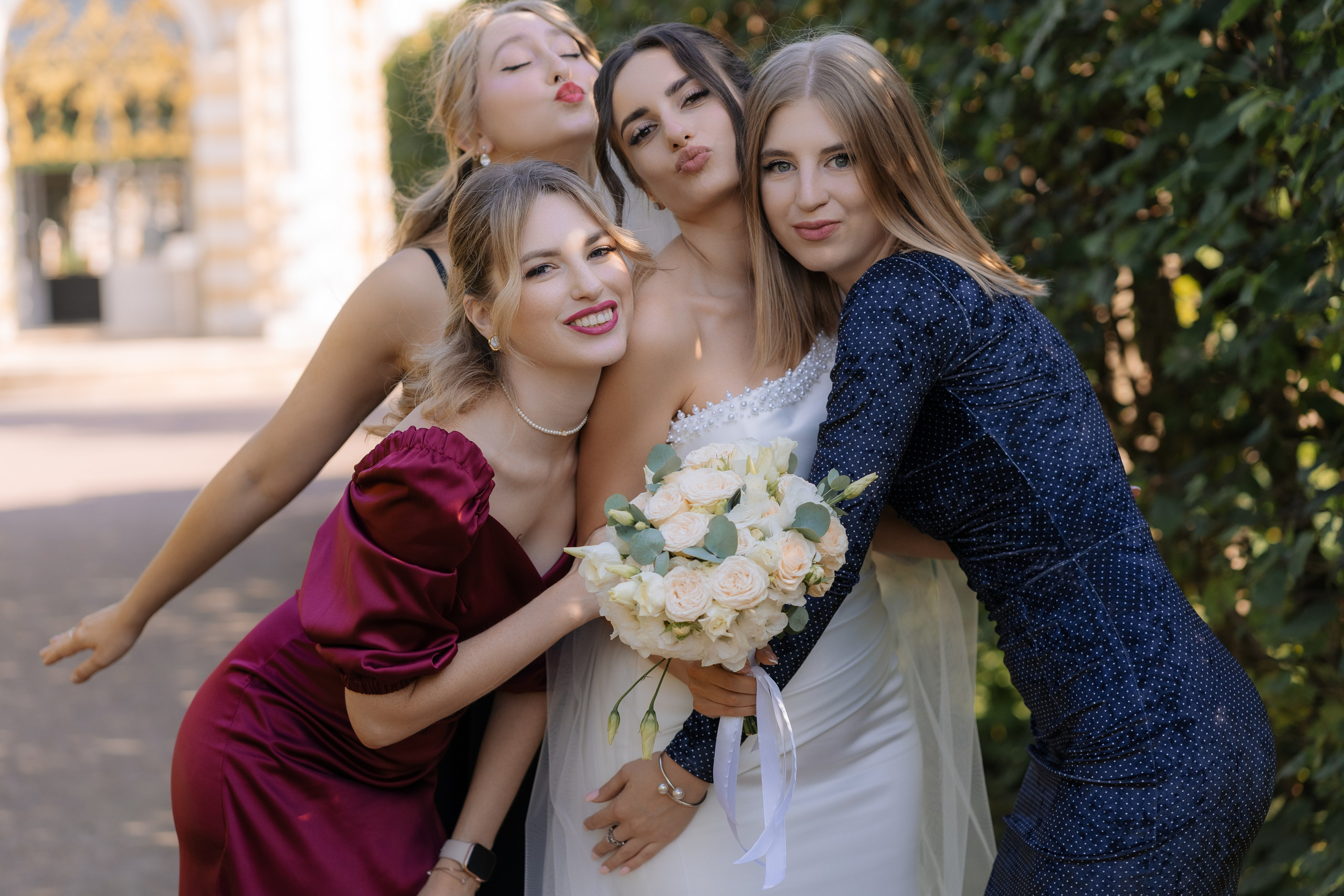 Свадебная фотосессия в Москве, парк Кусково. Свадебный фотограф в Москве Анна Полушина