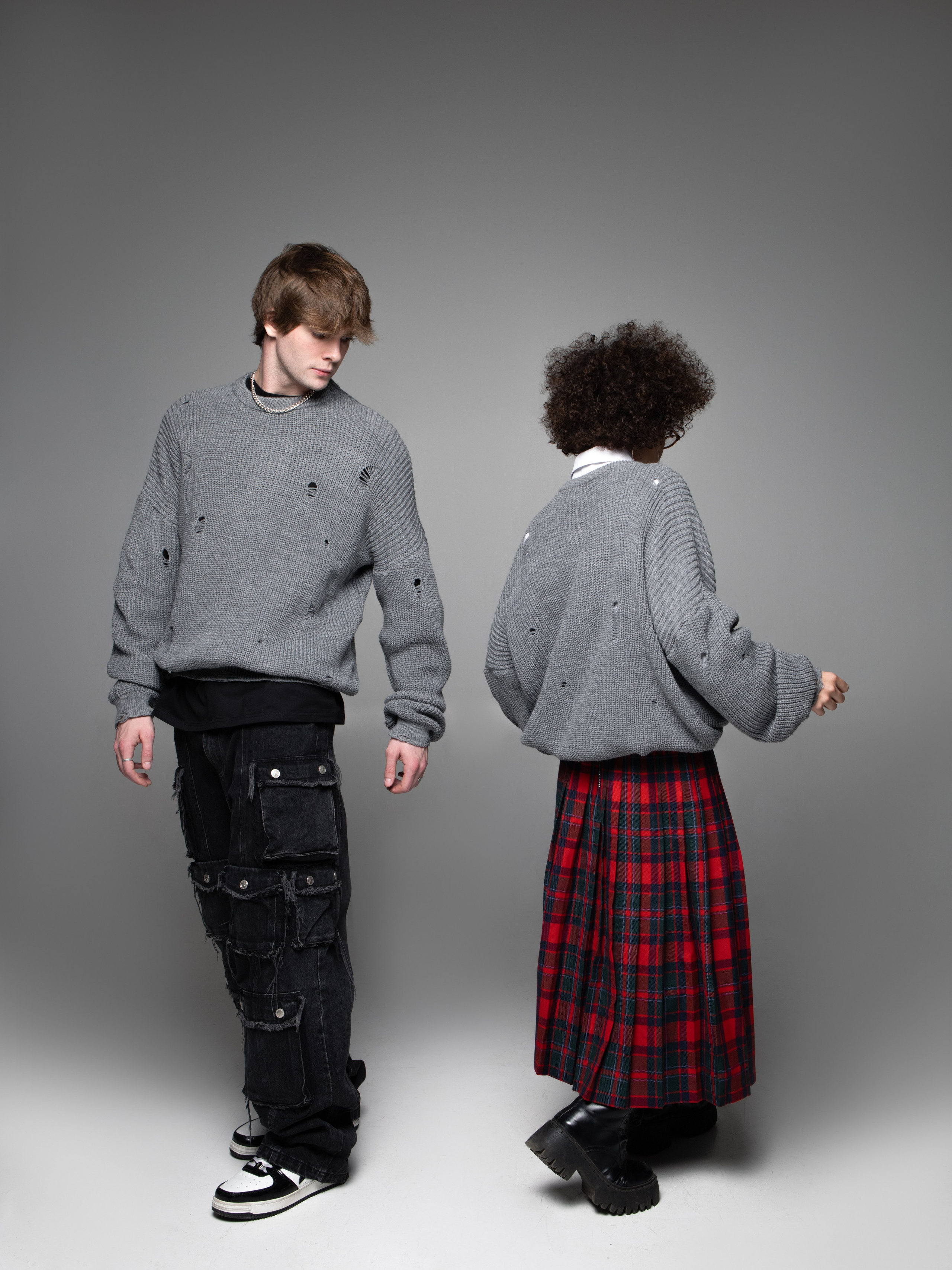 КАТАЛОГ | серый фон. RUNA production — стильные съемки для брендов