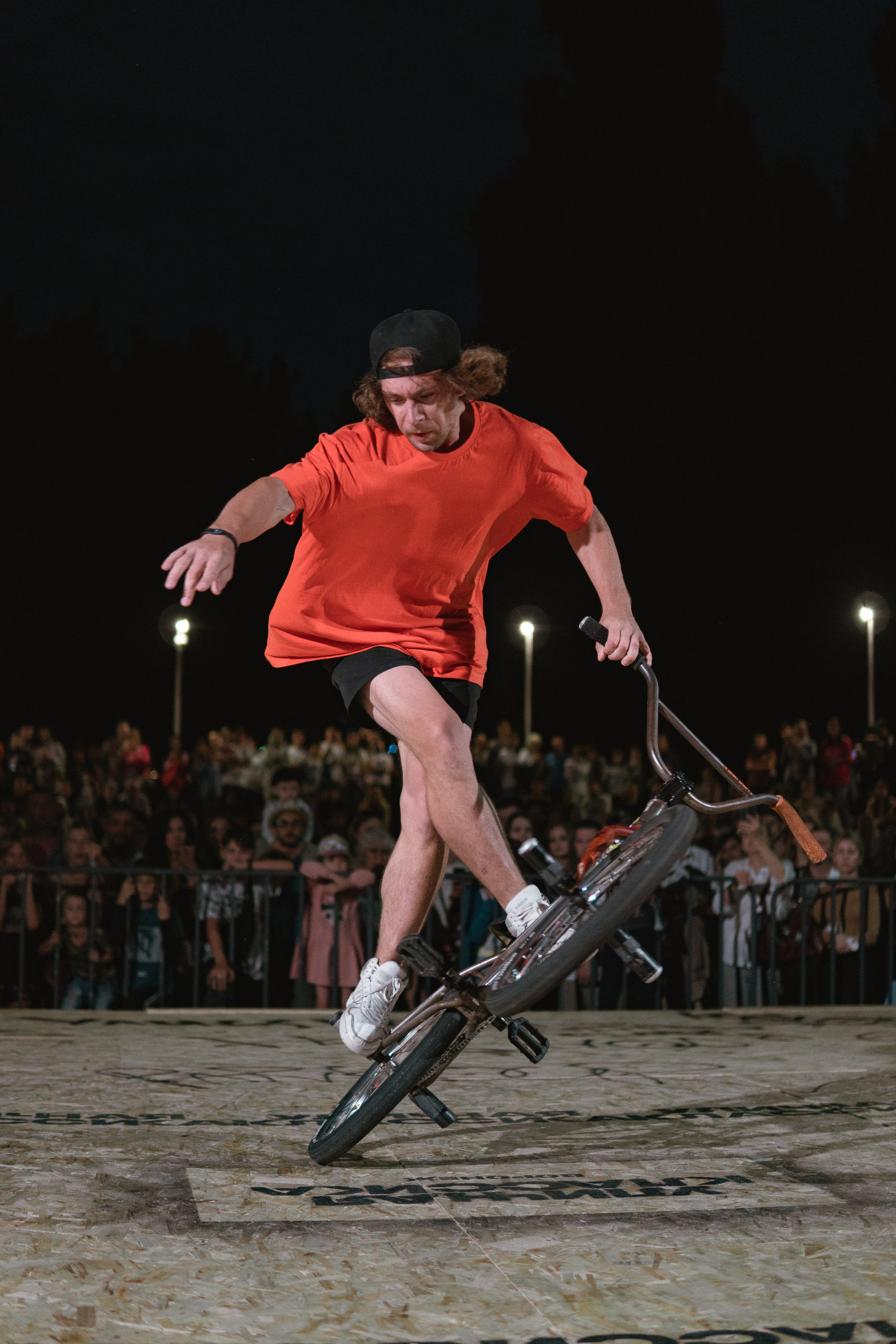 Уличная классика 2023. Портретный и репортажный фотограф в Воронеже: Анастасия Пузикова