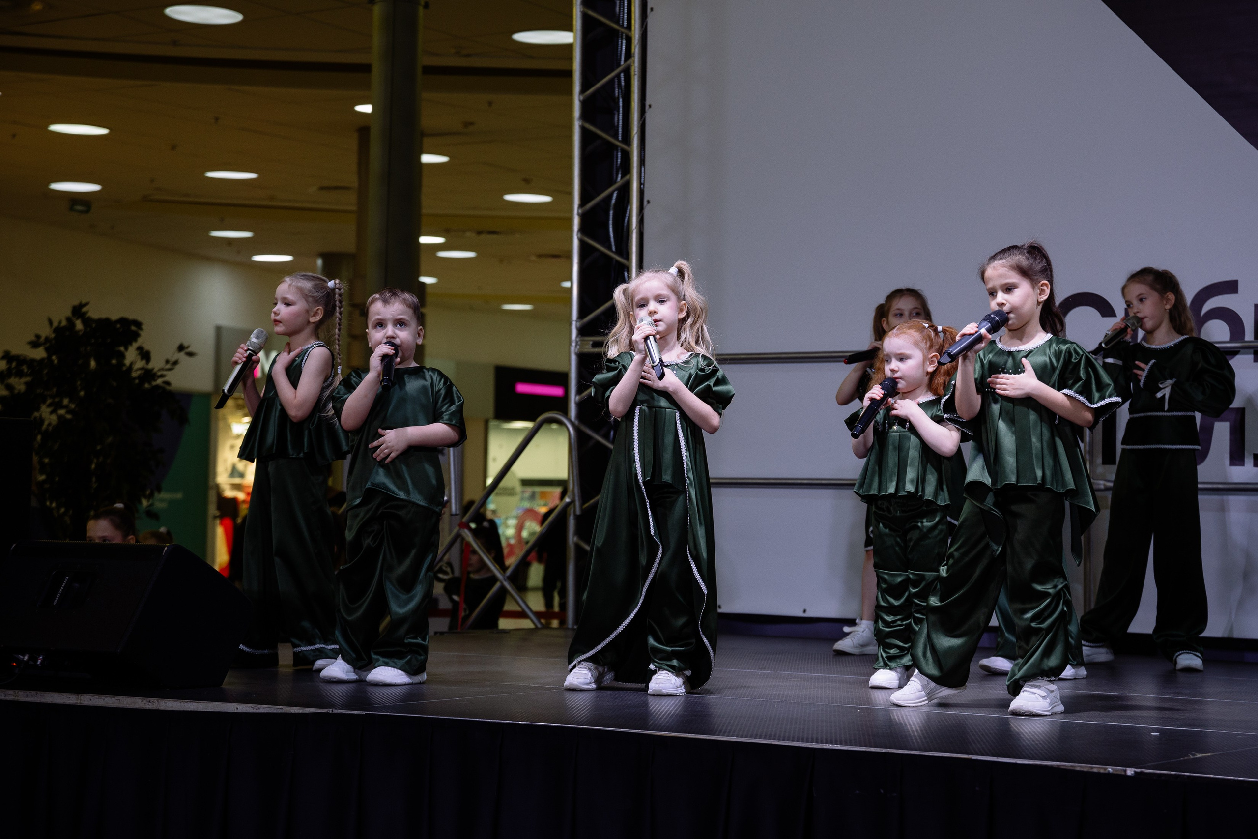 Отчетник «Изумрудный город». Фотограф Юлия Мальцева