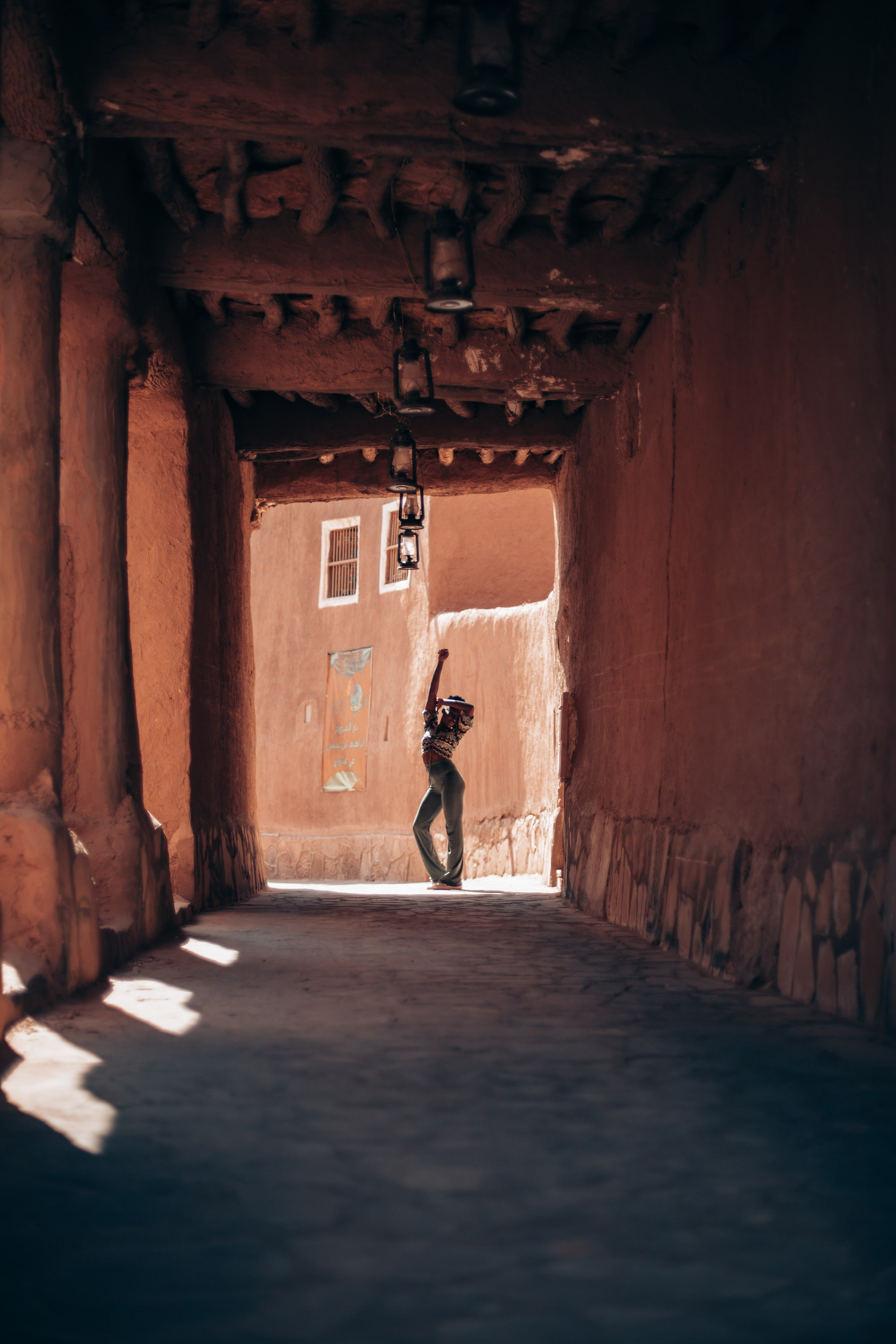 Лавлин Бакари