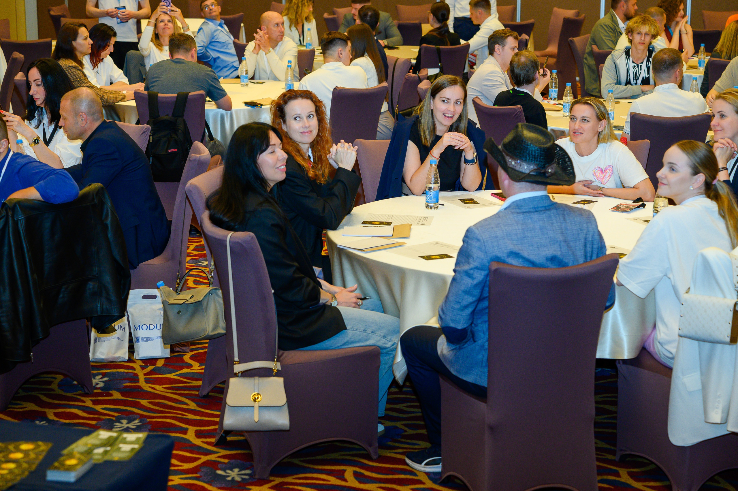 Репортажная съемка с открытия магазина. Фотоуслуги, услуги фотографа, фотографирование важных событий