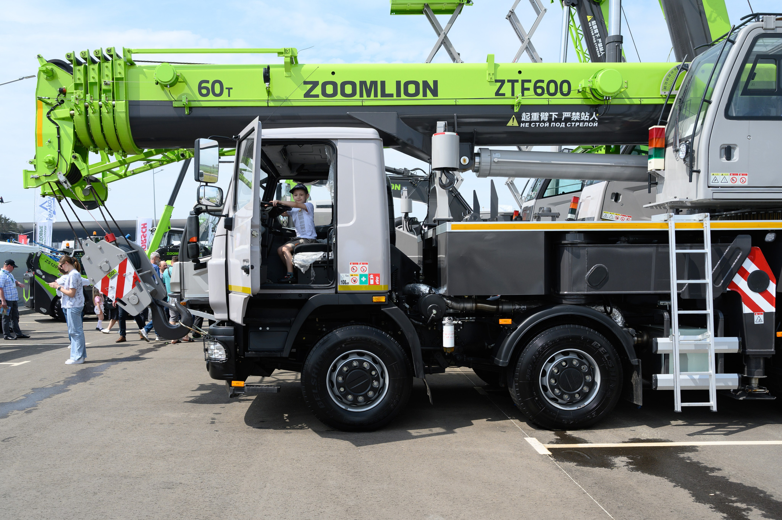 Агровыставка. Фотоуслуги, услуги фотографа, фотографирование важных событий