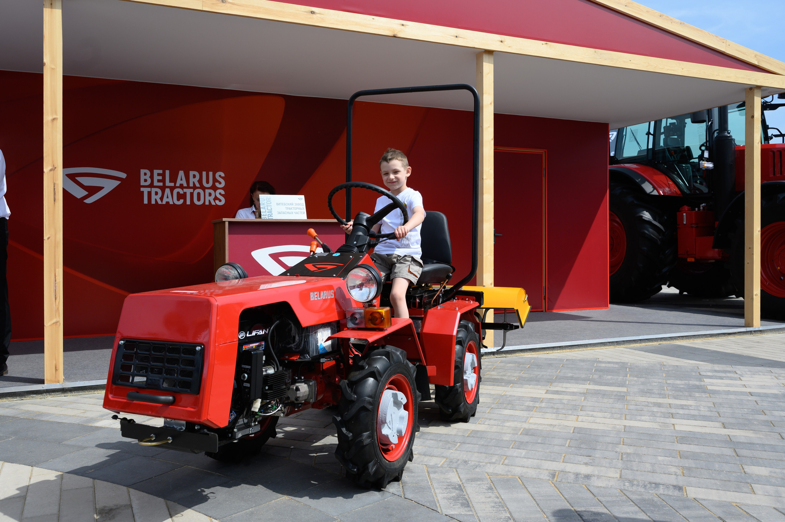 Агровыставка. Фотоуслуги, услуги фотографа, фотографирование важных событий