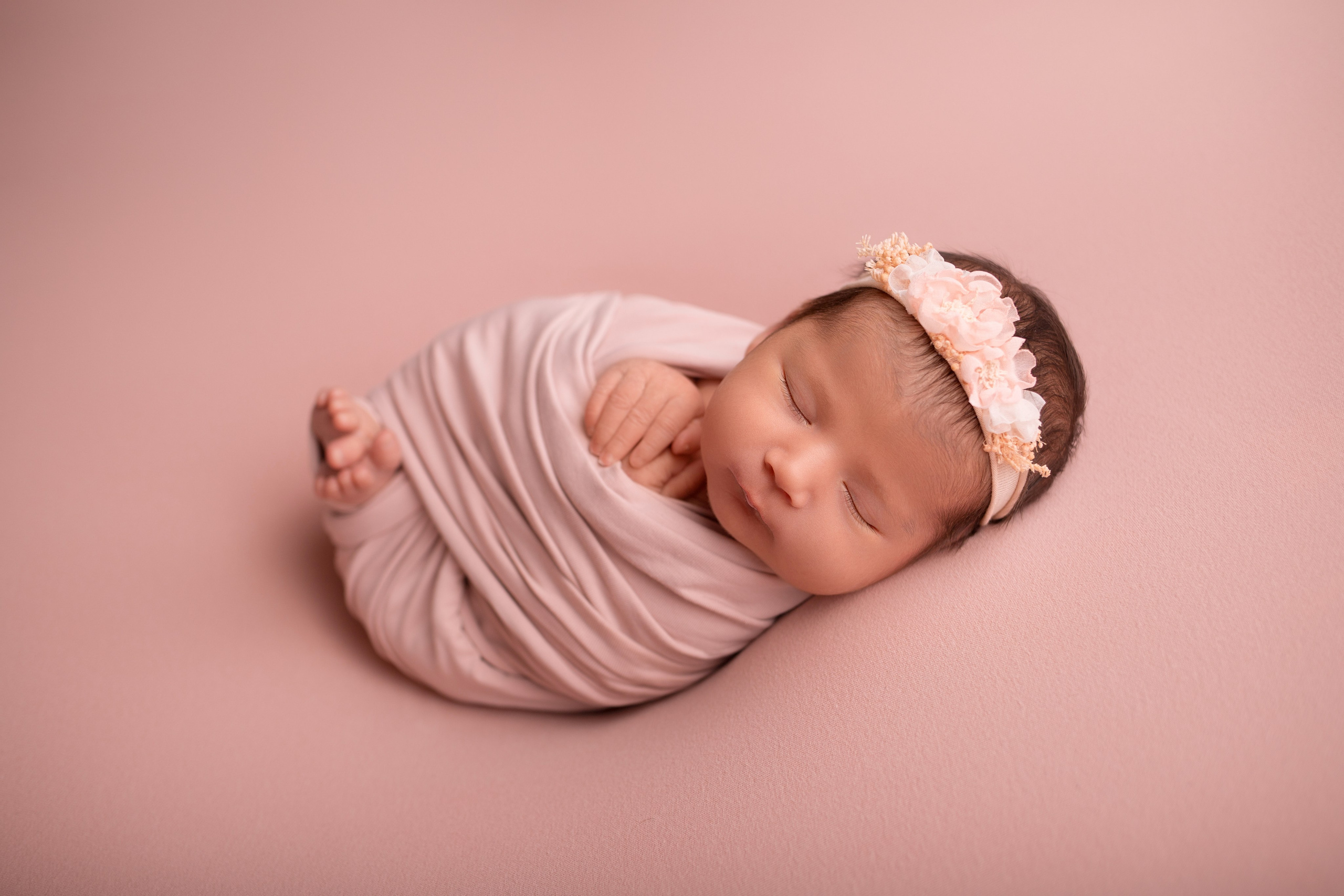 Девочки. Фотограф новорождённых Волгоград Волжский Дарья Рыскаль