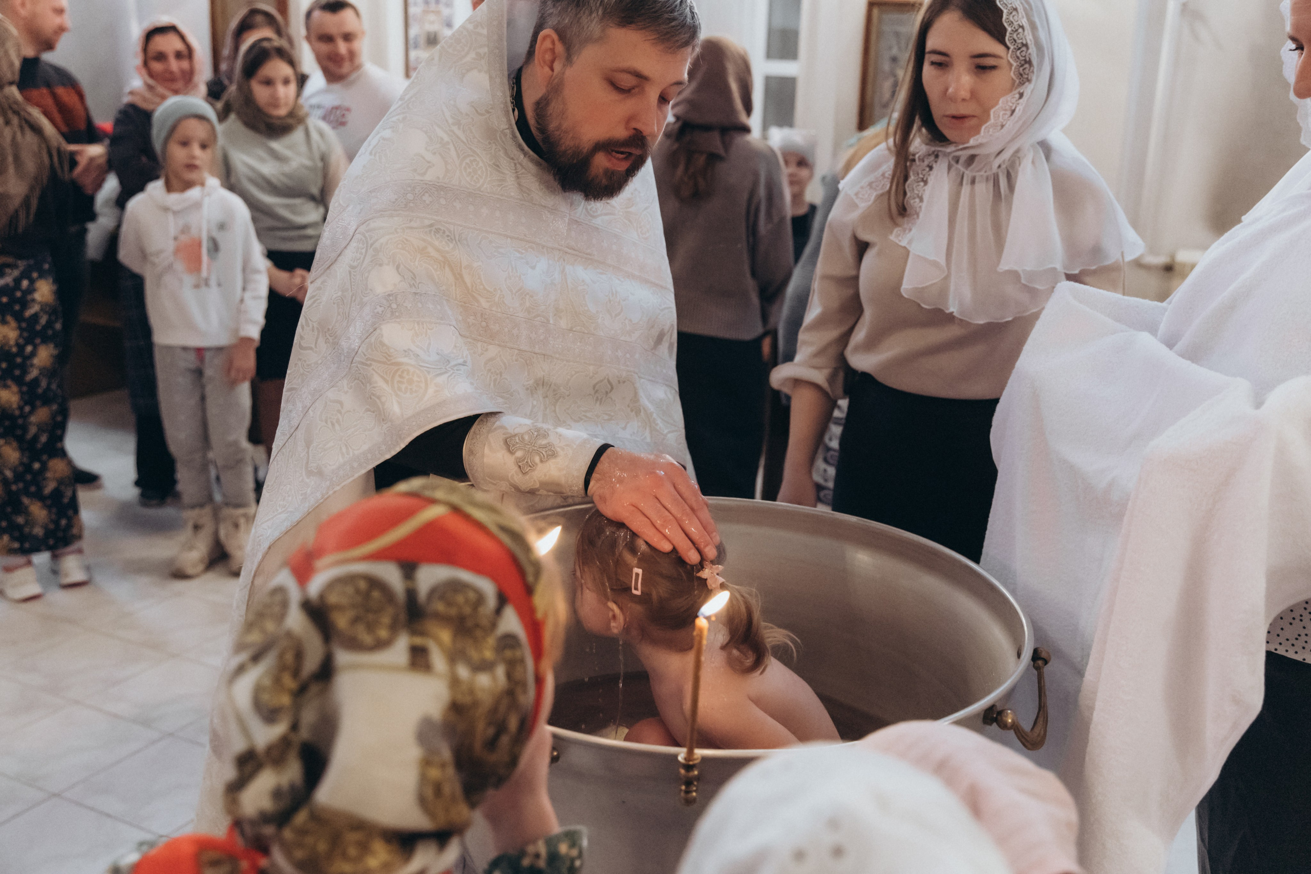 Крещение Веры. Фотограф на крещение в Рязани. Семейный фотограф