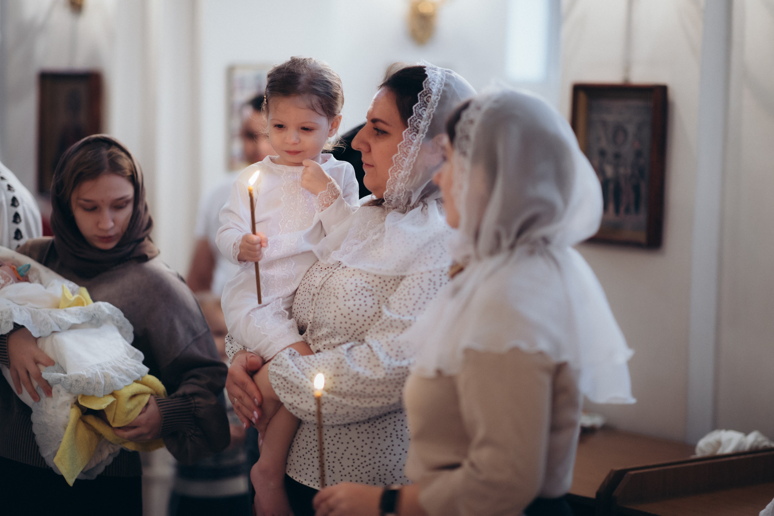 Крещение Веры. Фотограф на крещение в Рязани. Семейный фотограф