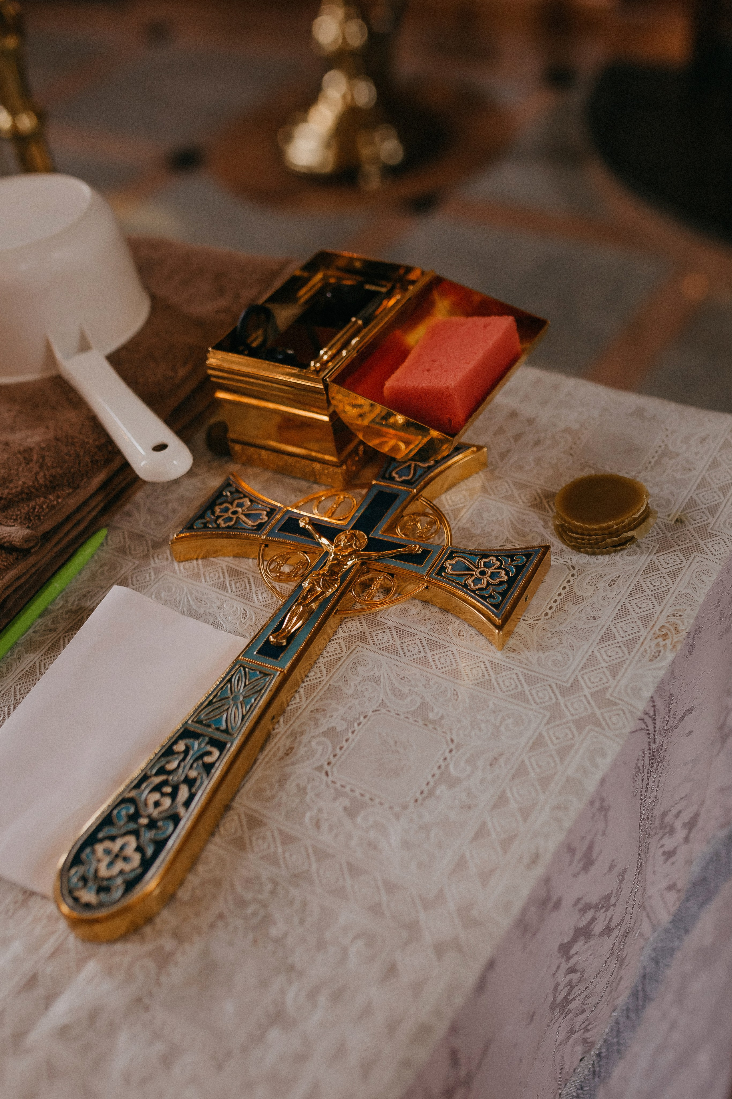 Крещение Артёма и Валерии. Храм Георгия Победоносца. Семейный фотограф в Сургуте