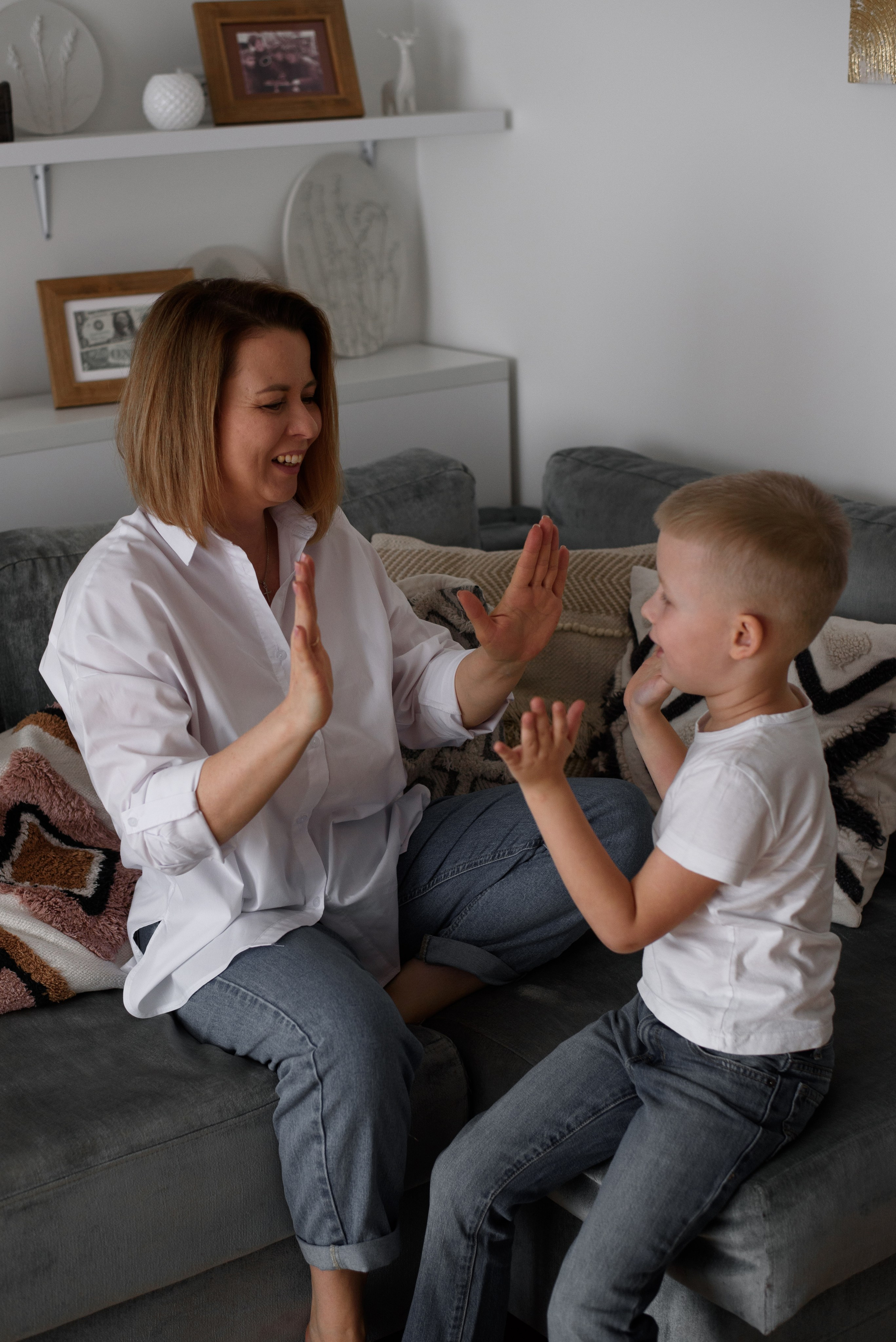 Home photo shoots in Montenegro. Photographer of newborns and children up to a year in Montenegro