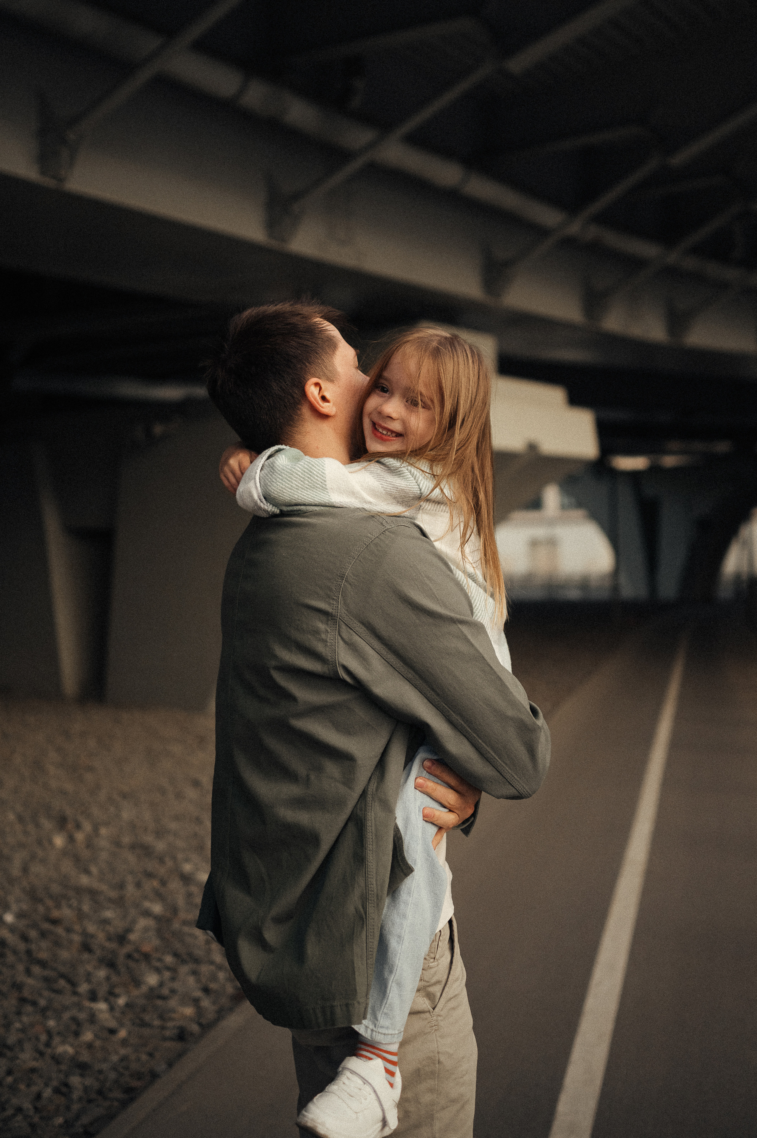Семейная фотосессия в городе. Фотограф и видеограф в Санкт-Петербурге Полина Янушко. Съёмка родов