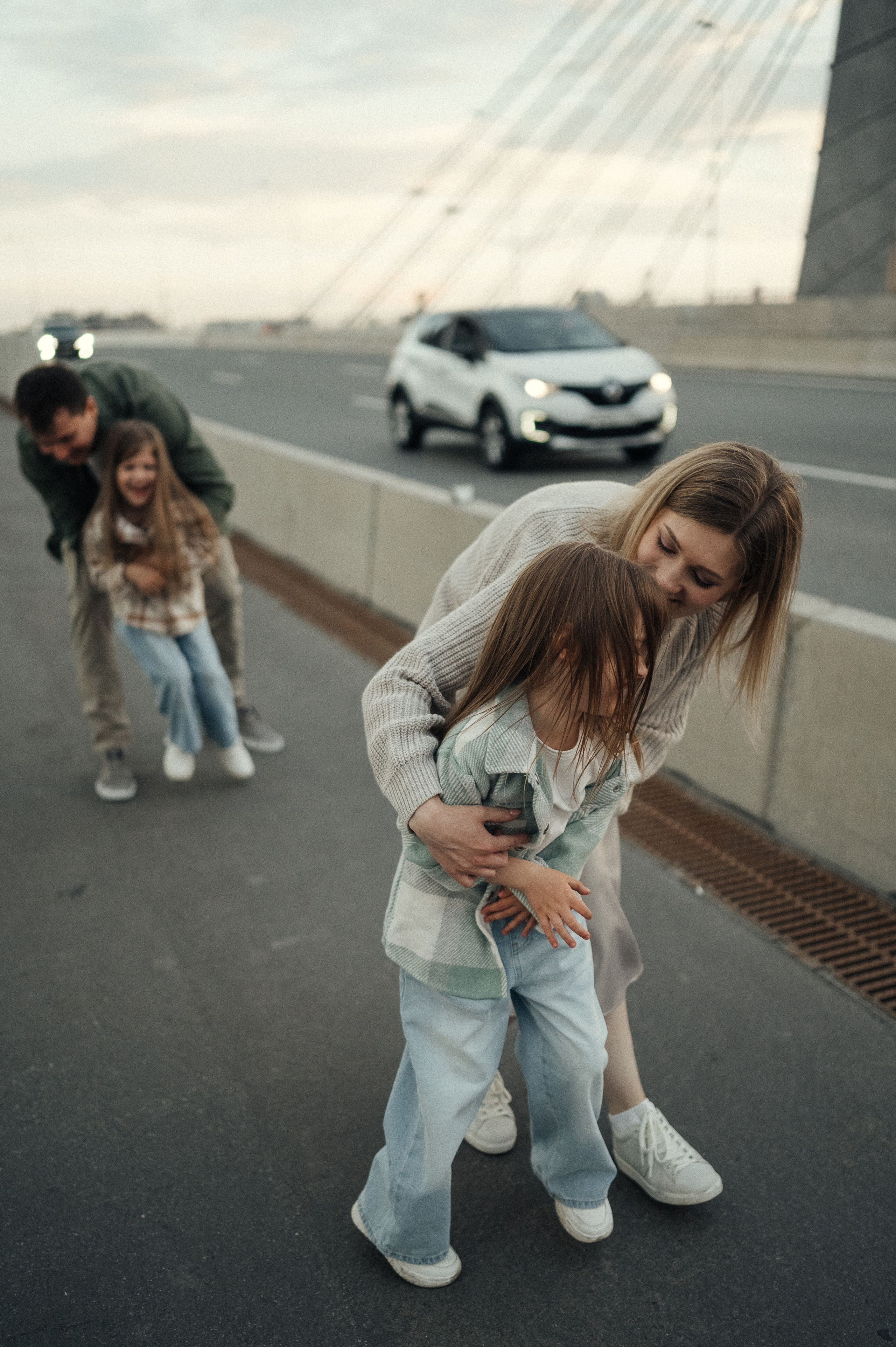 Семейная фотосессия в городе. Фотограф и видеограф в Санкт-Петербурге Полина Янушко. Съёмка родов