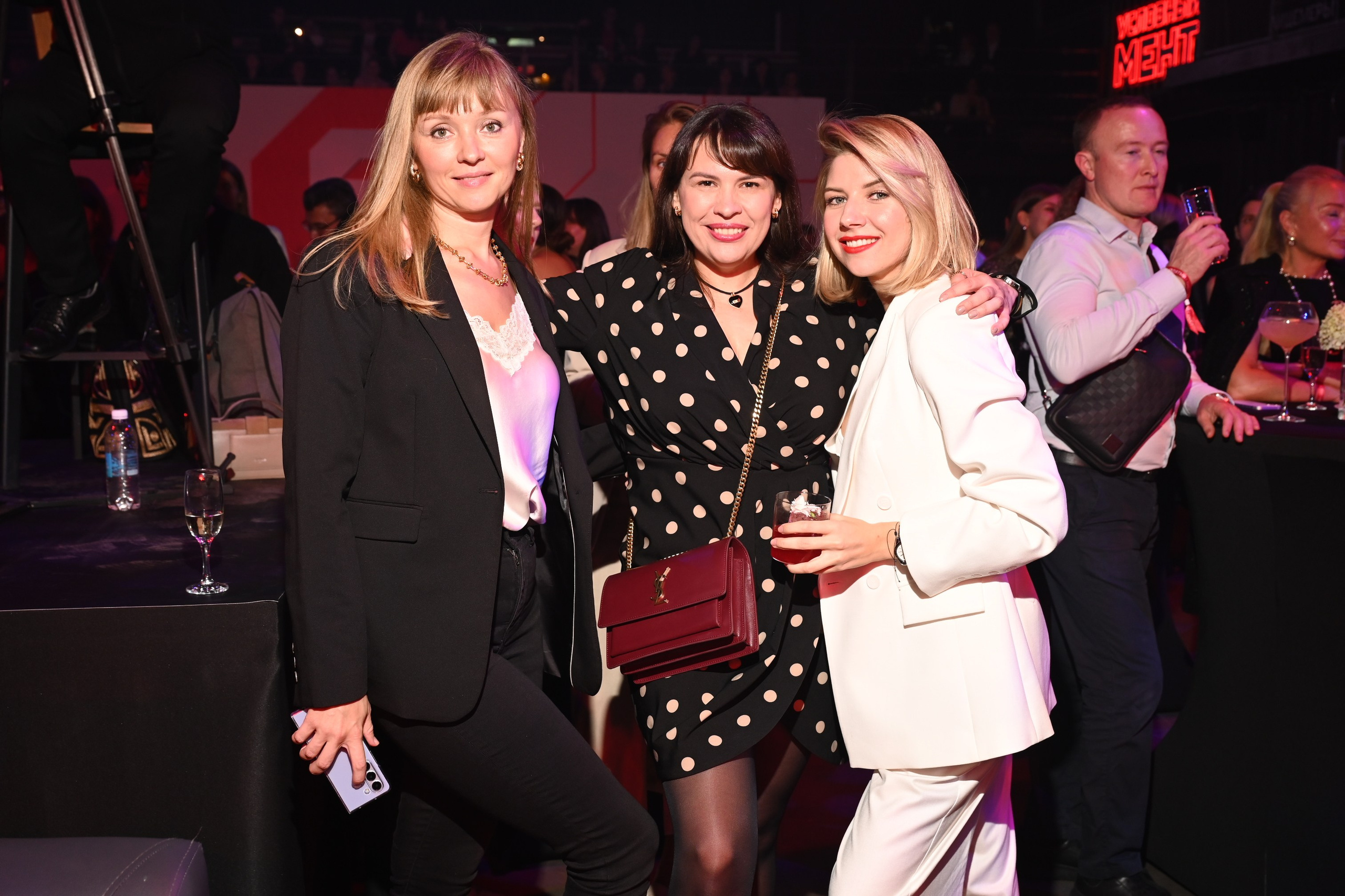 Презентация Пятого канала 01.10.2024. EVEREST PHOTO REPORT