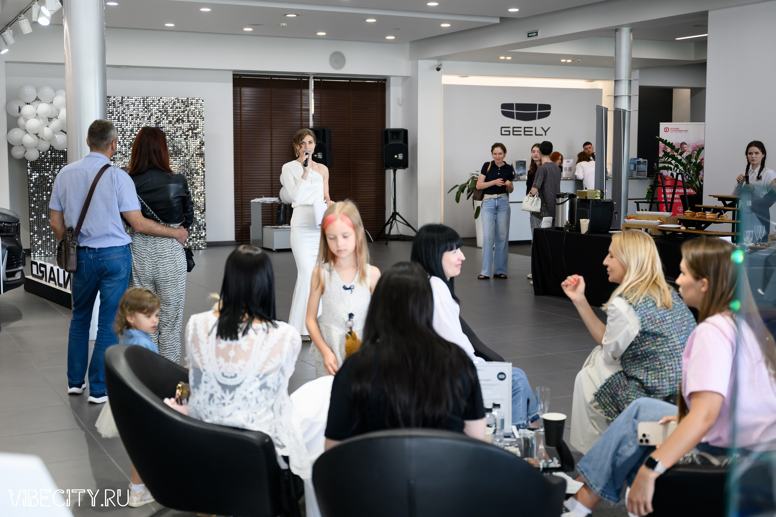 Презентация Geely Manjaro. VIBECITY.RU Вайб Сити Ру Фоторепортажи Фотоотчеты Калининград