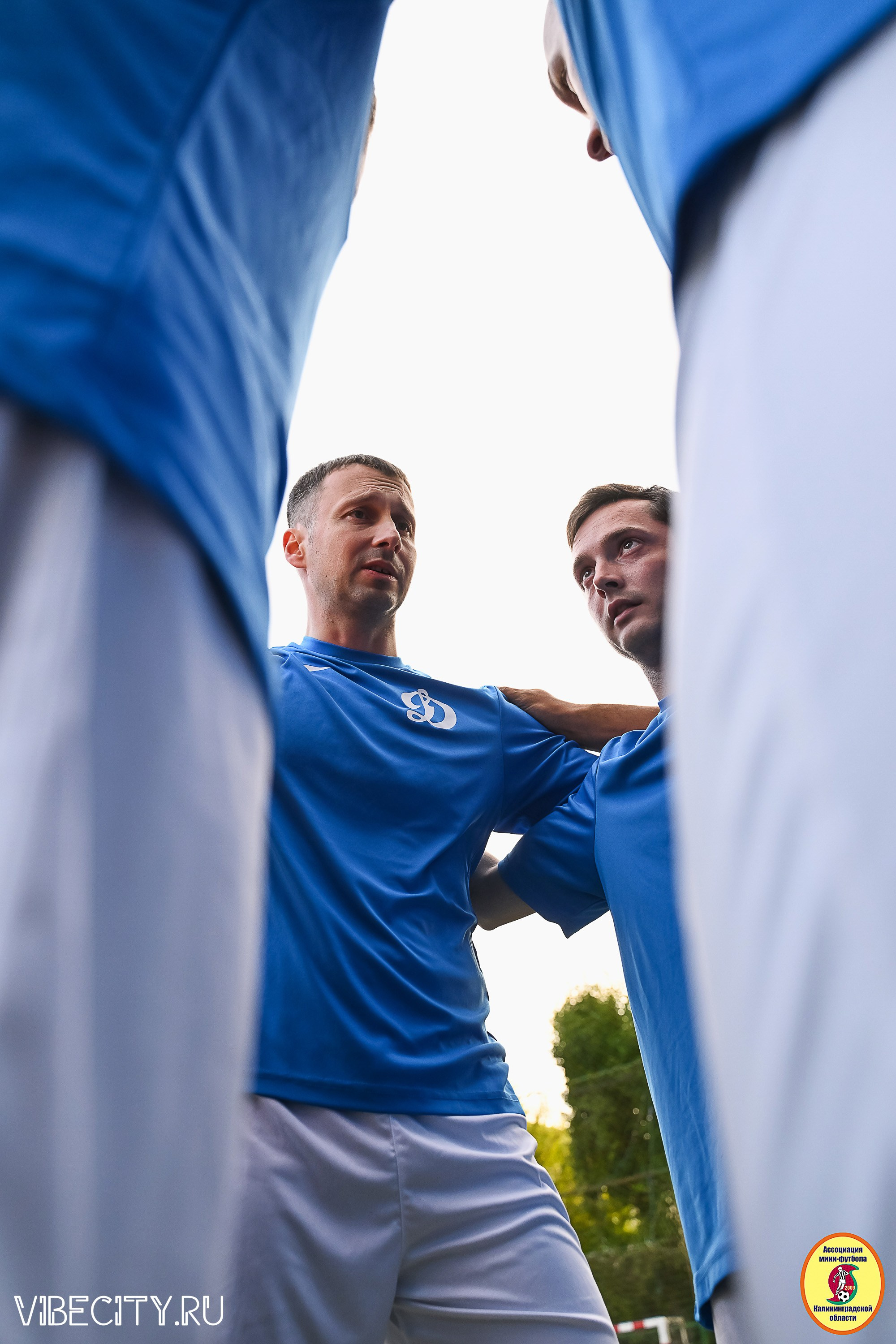 ИГРЫ ПЛЕЙ-ОФФ ПЕРВОГО ДИВИЗИОНА МИНИ-ФУТБОЛЬНОЙ ЛИГИ. VIBECITY.RU Вайб Сити Ру Фоторепортажи Фотоотчеты Калининград