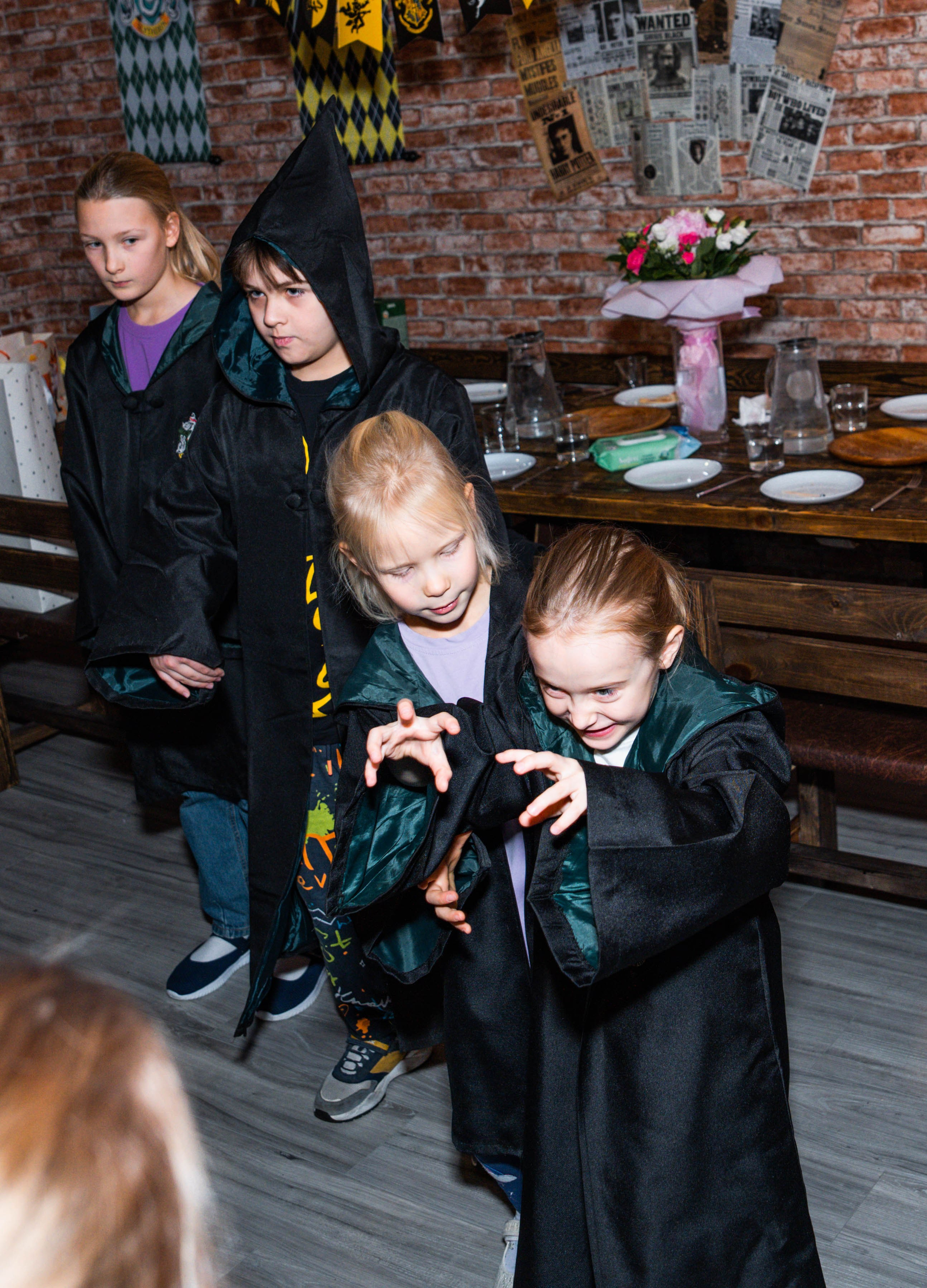 В гостях у Гарри Поттера. Крамер Юлиана детский и семейный фотограф