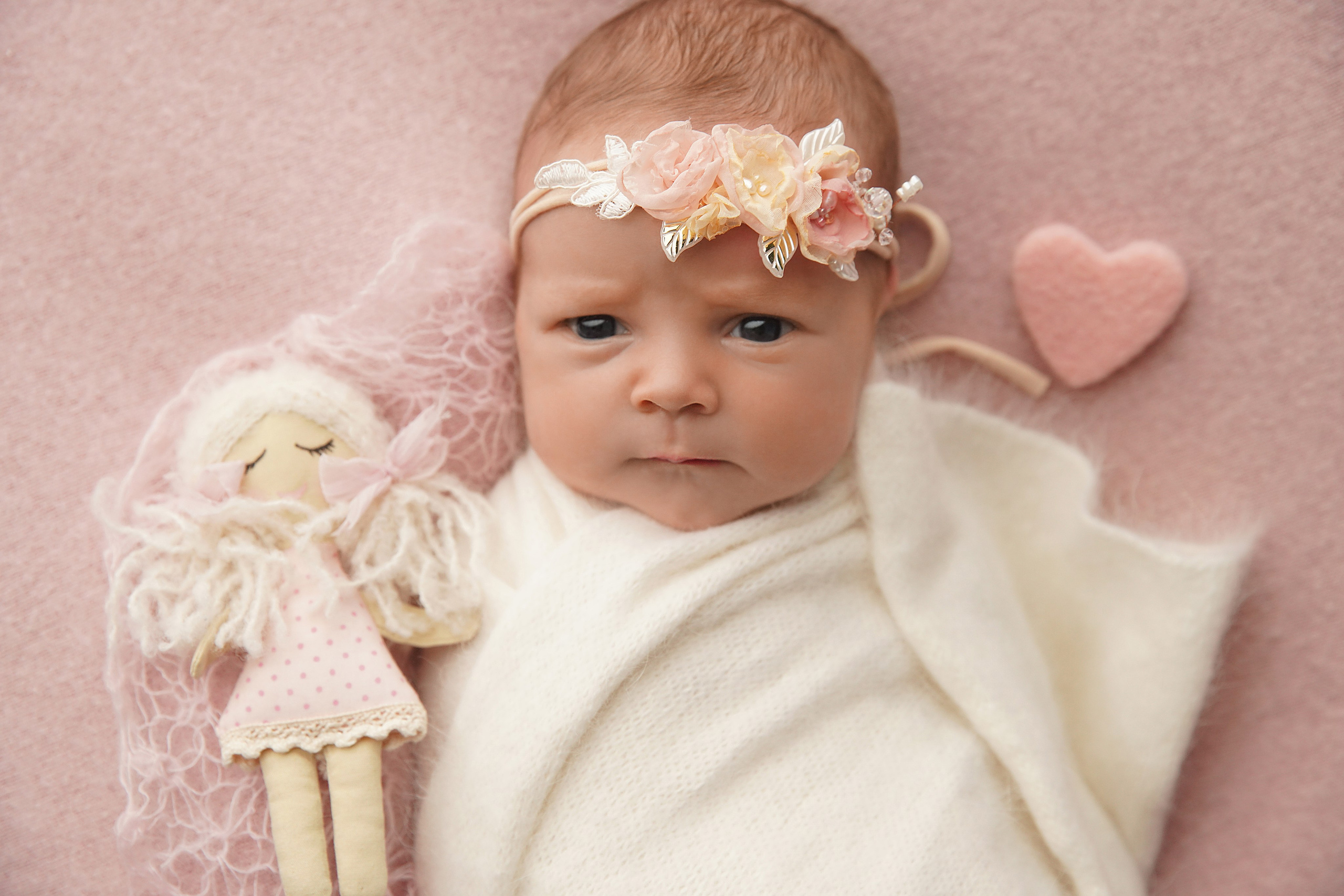 Девочки. Фотограф новорожденных. Семейный и детский фотограф в городе Сургуте