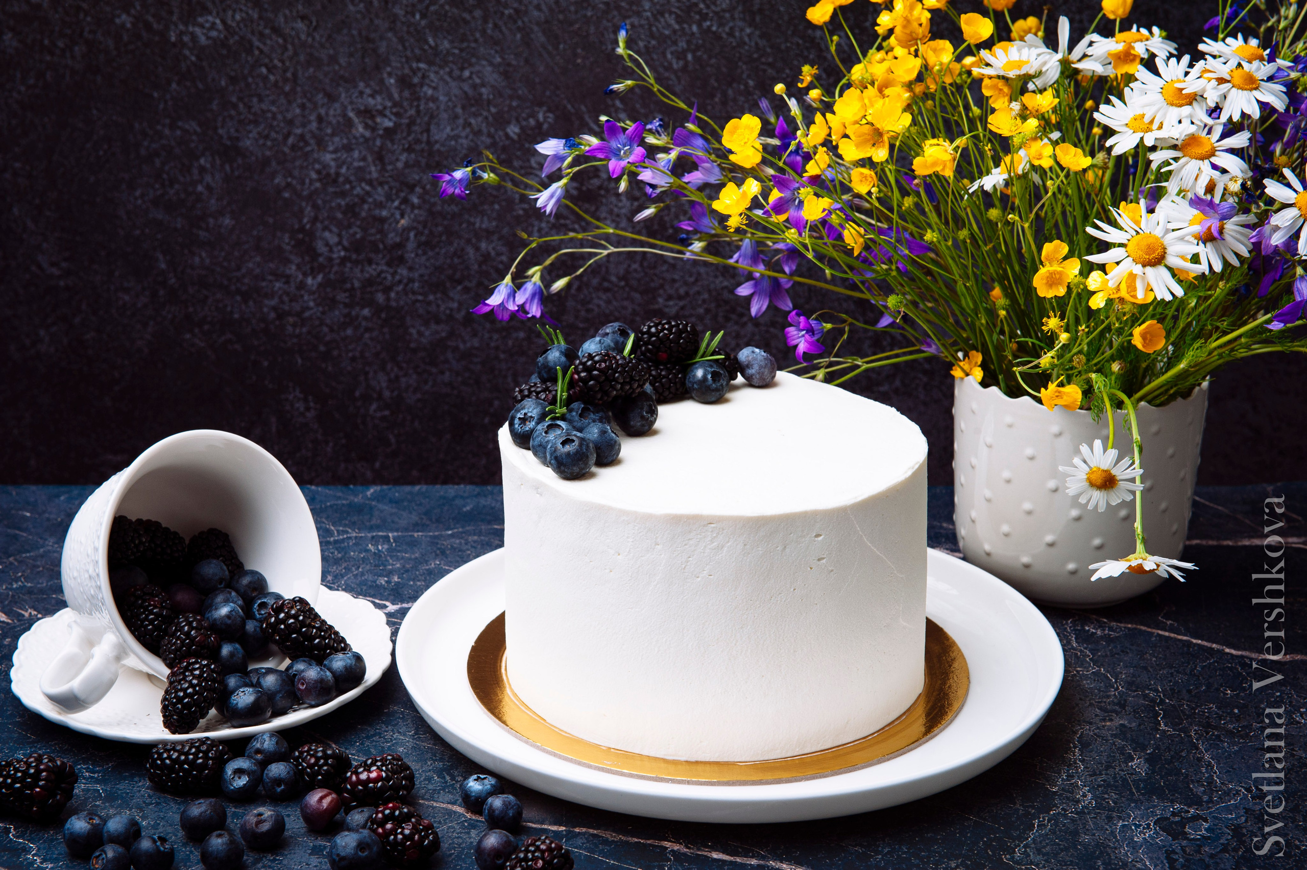 Фуд фото торты и десерты. Фотограф Артем Севостьянов. Профессиональная фотосъемка в Ногинске, Москве, Московской области и за границей