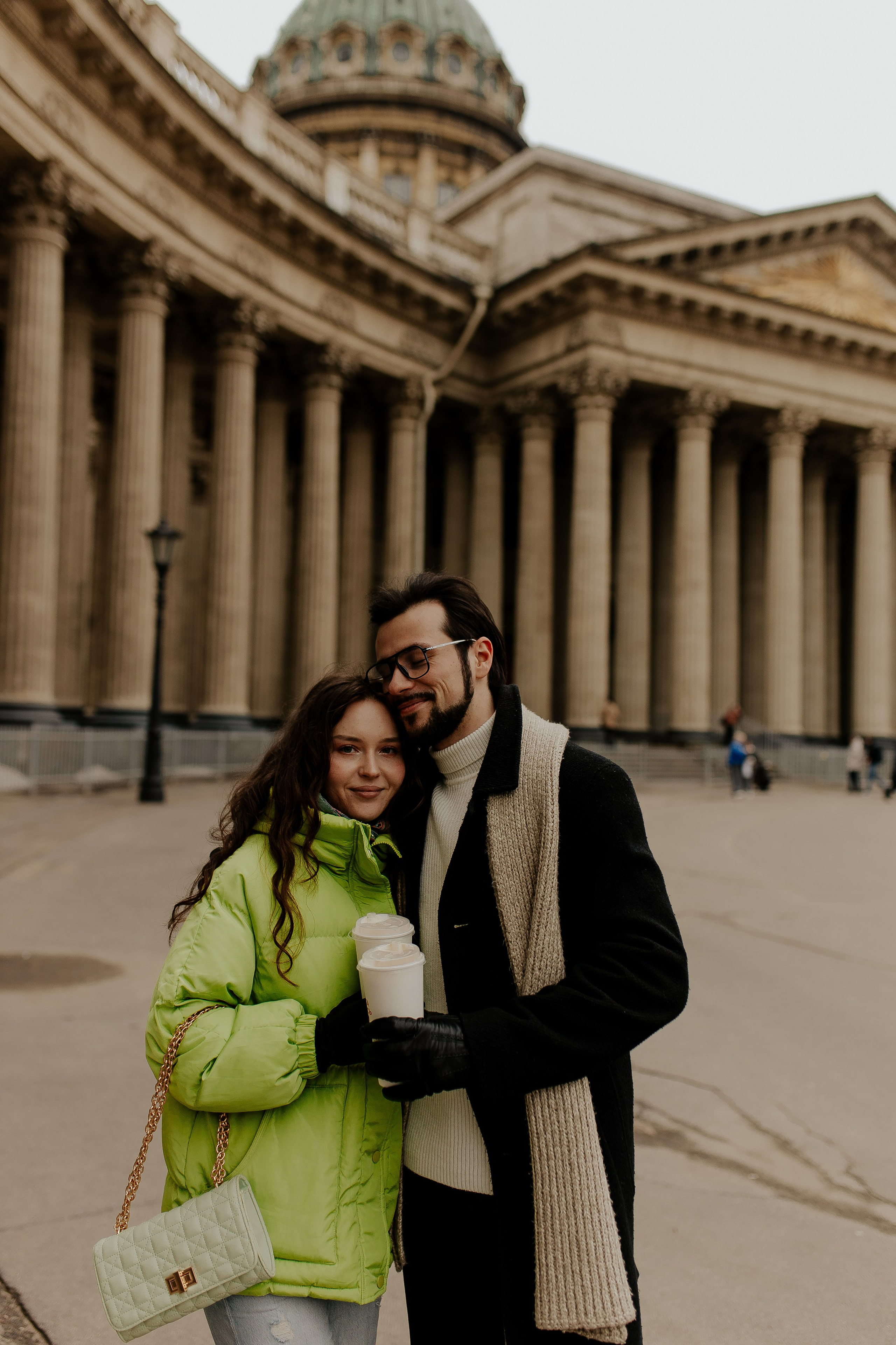 Фотопрогулка по весеннему Петербургу для двоих. Фотограф в Санкт-Петербурге Лиза Семченкова