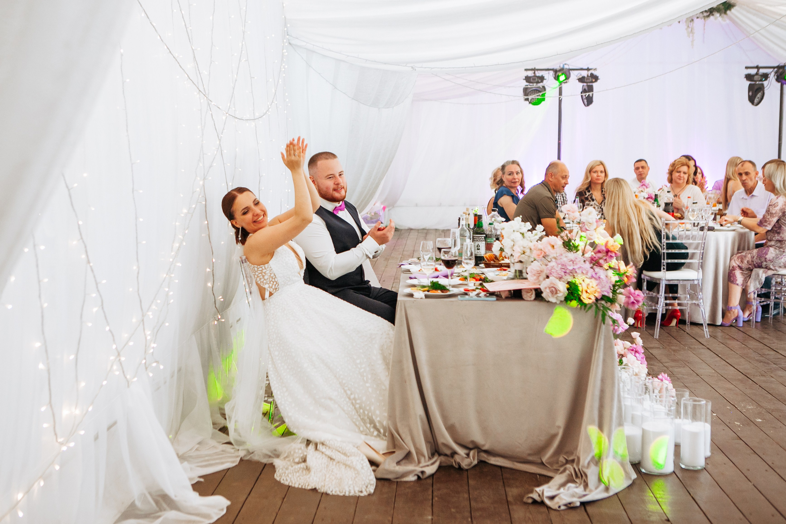 Свадебная фотосессия в отеле hartwell hotel и на патриарших прудах. Фотограф Ольга Ефремова