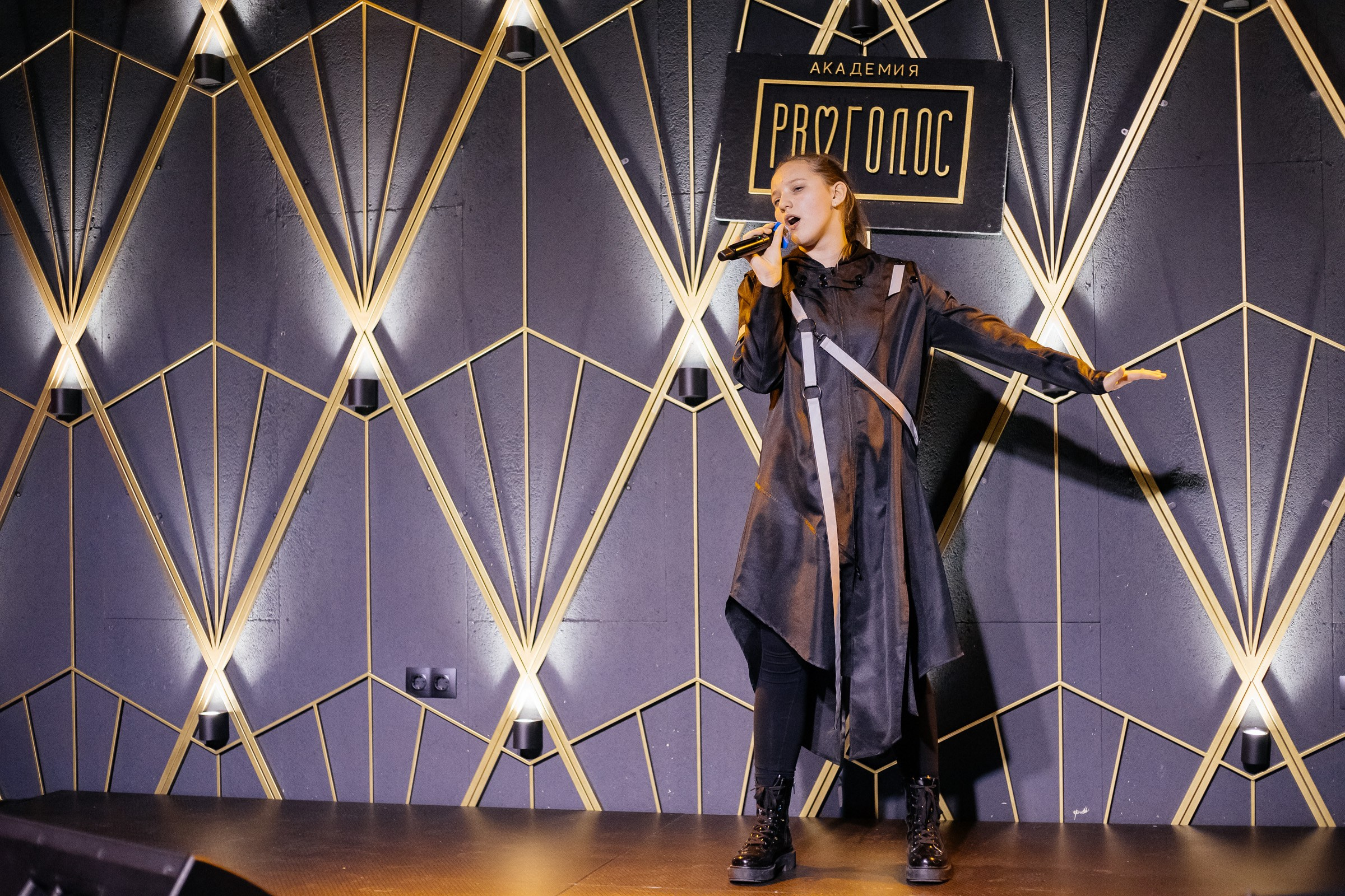 КАРАОКЕ БАР P'YANO. Репортажный и портретный фотограф в Екатеринбурге Гизатуллин Марат