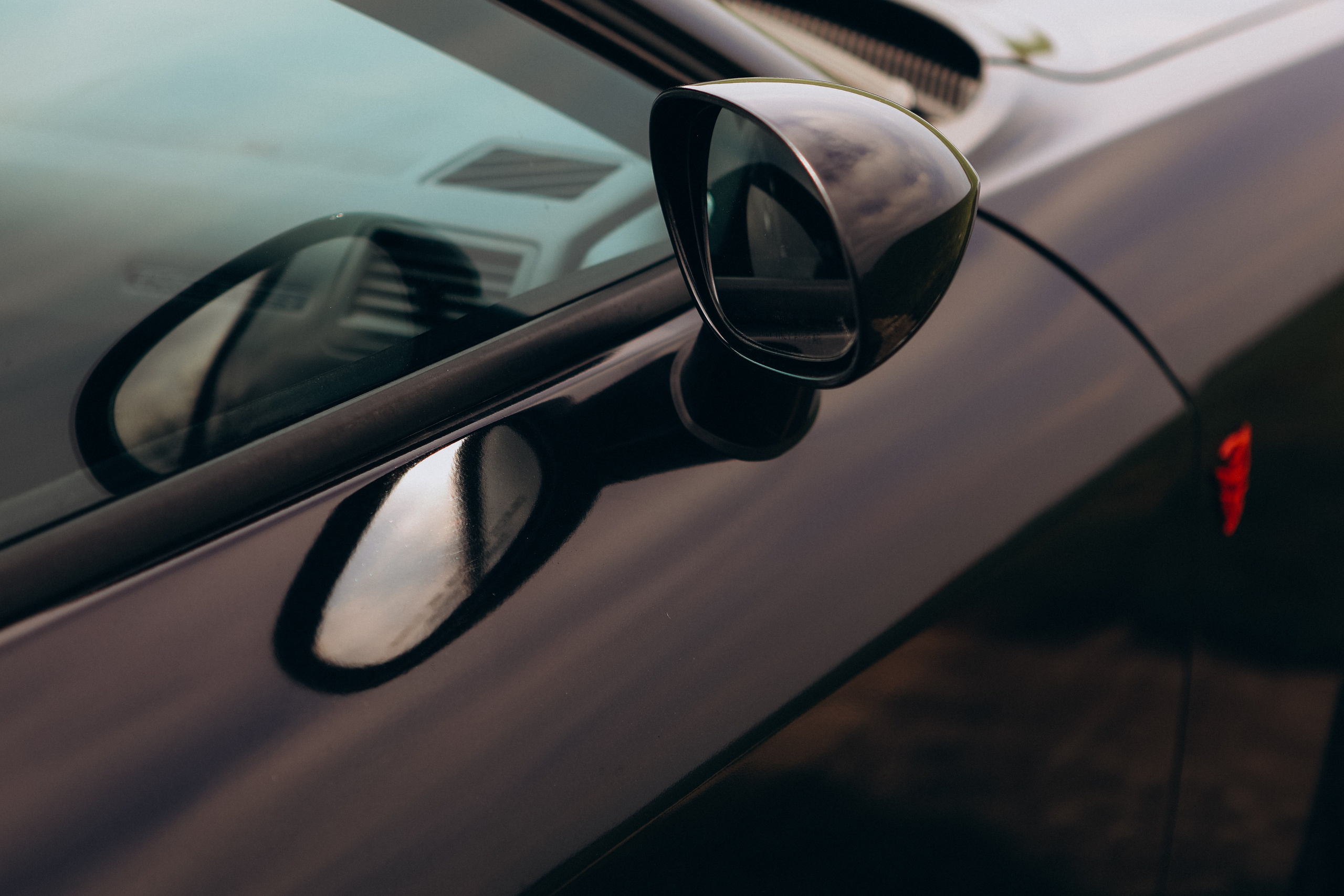 Dodge Challenger SRT Demon. Свадебный и портретный фотограф в Пятигорске, КМВ — Власова Юля