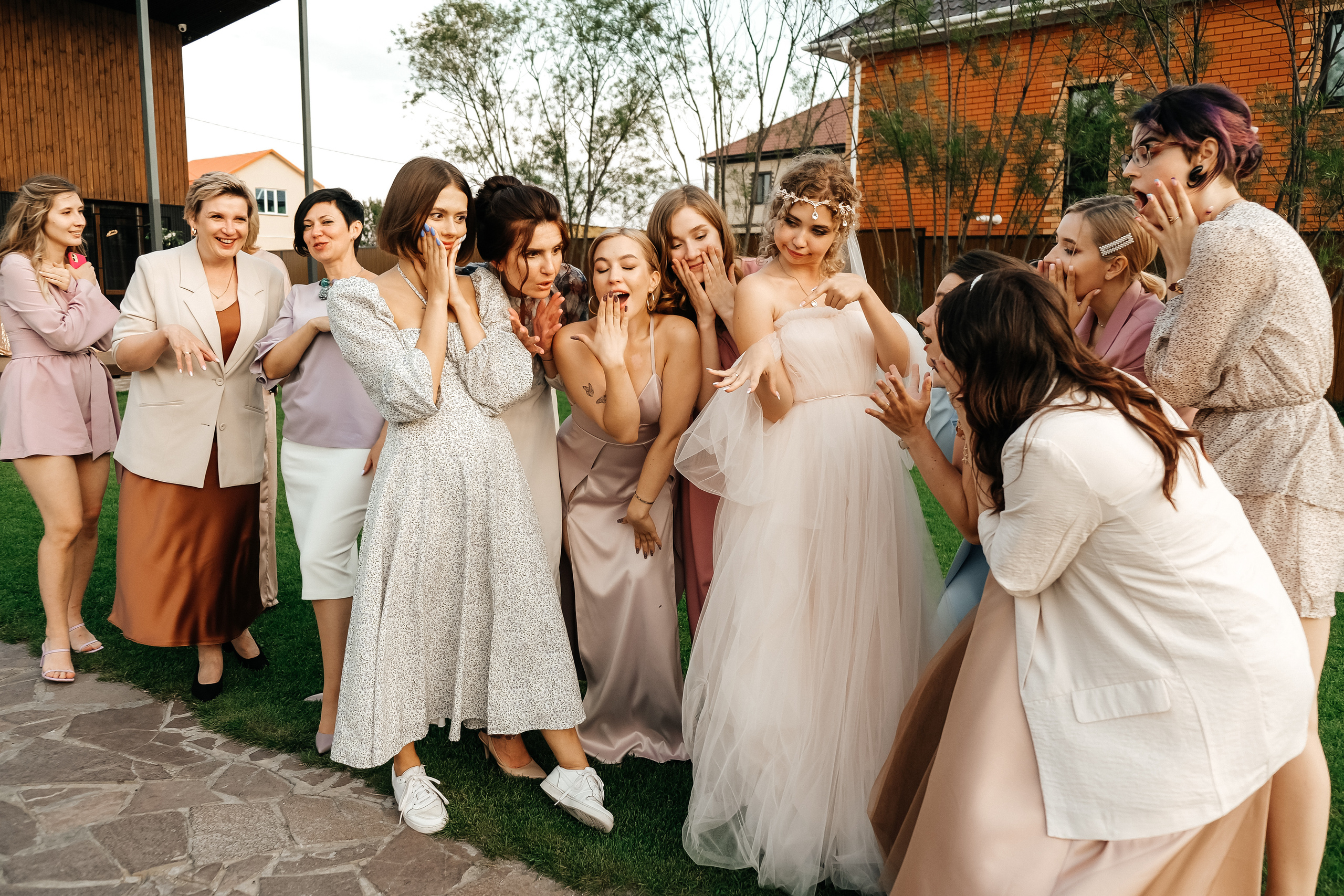 Свадебная фотография. Женский и свадебный фотограф в Тюмени