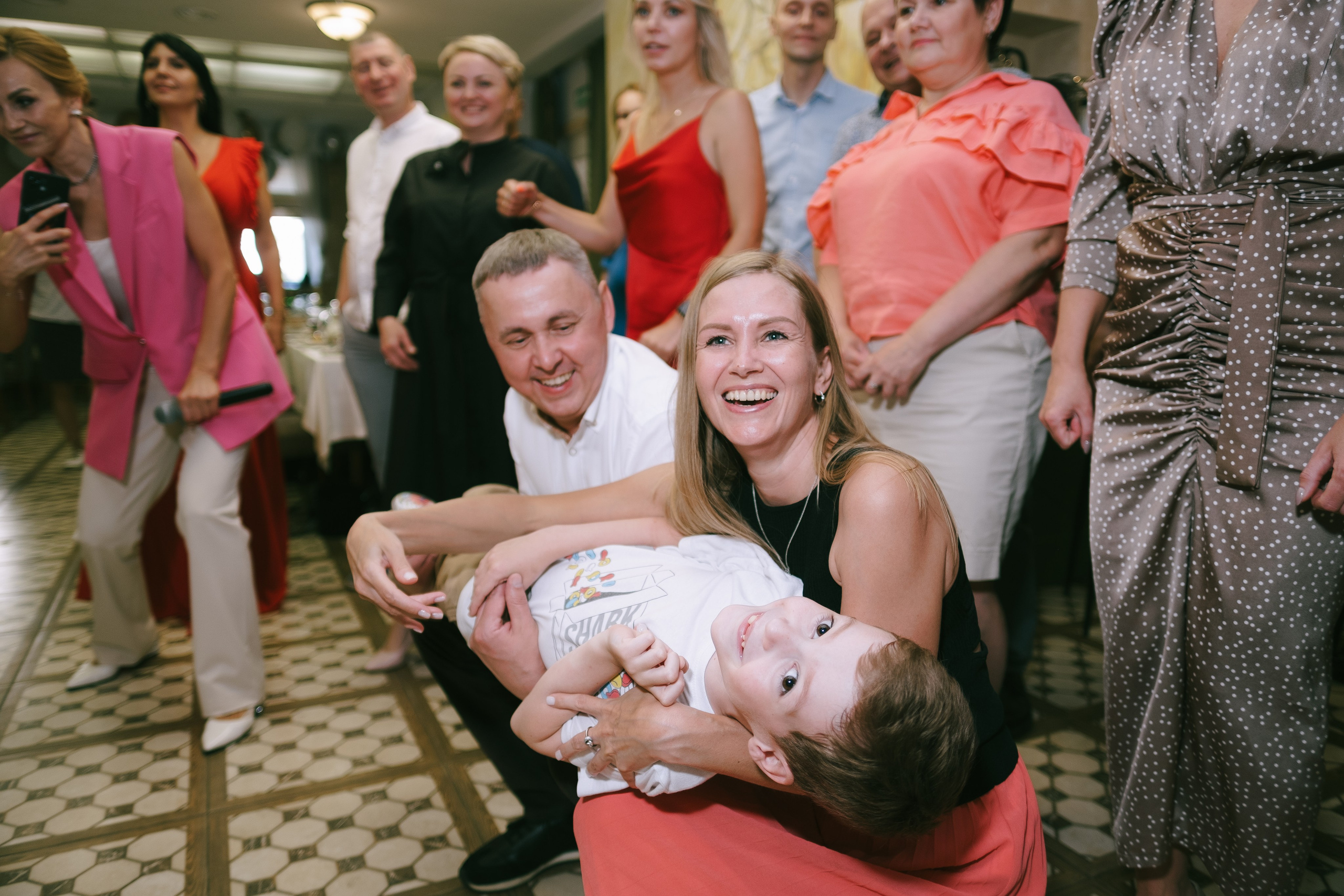 Выпускной школа 33. Свадебный и репортажной фотограф Денис Ожигин в Краснодаре и Краснодарском крае