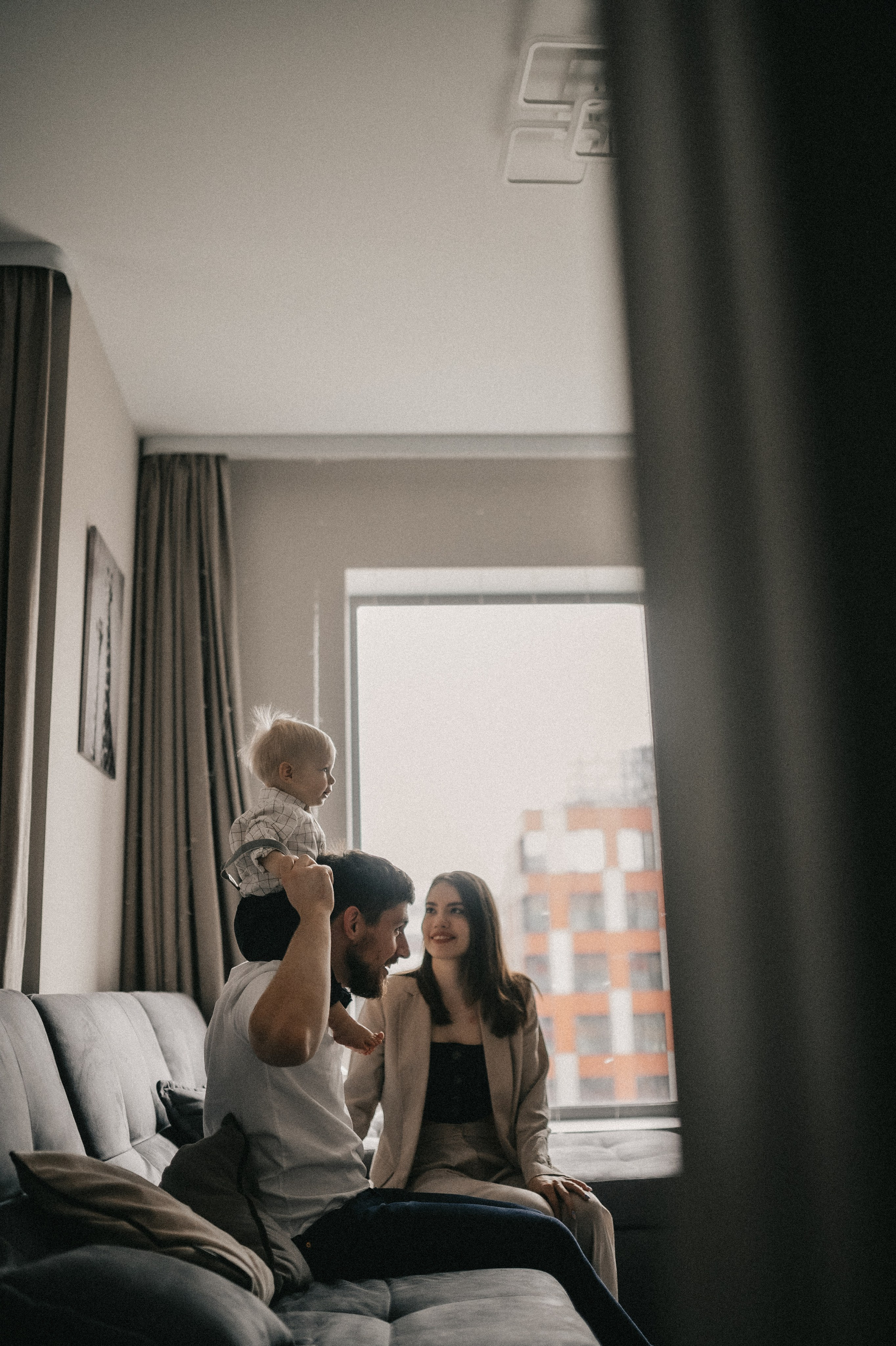 Лёня, Лера и Матвей дома. Семейный и свадебный lifestyle-фотограф в Москве Мария Петрова