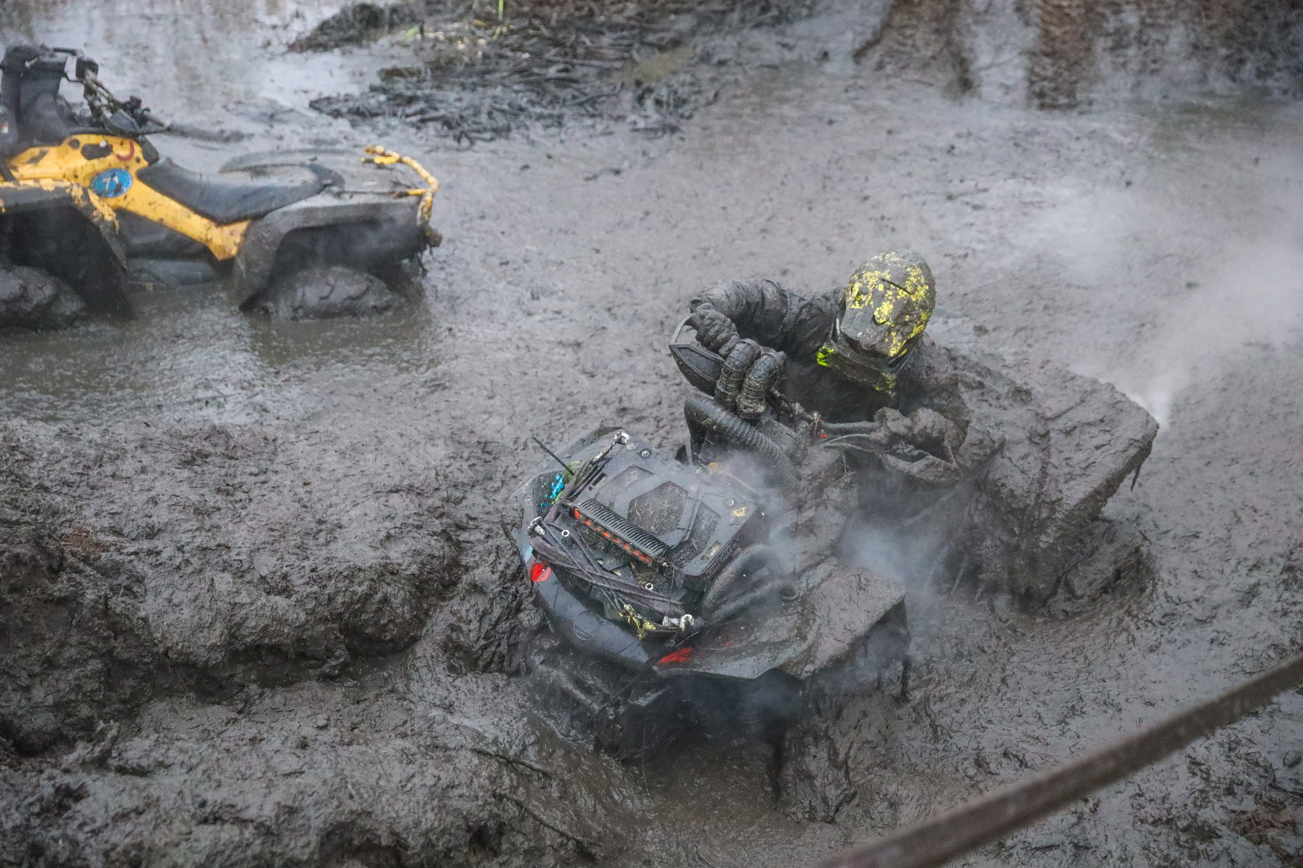 Гонки на квадроциклах Грязевое кольцо. Спортивный фотограф в Самаре