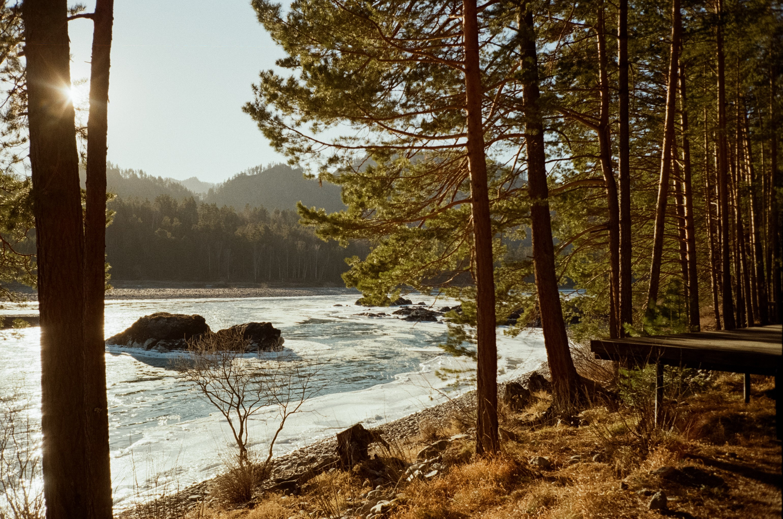 Зима и лето, Катунь и солнце, снег и лед. База Берель и дорога к Coffe. Фотограф-документалист Мария Осокина