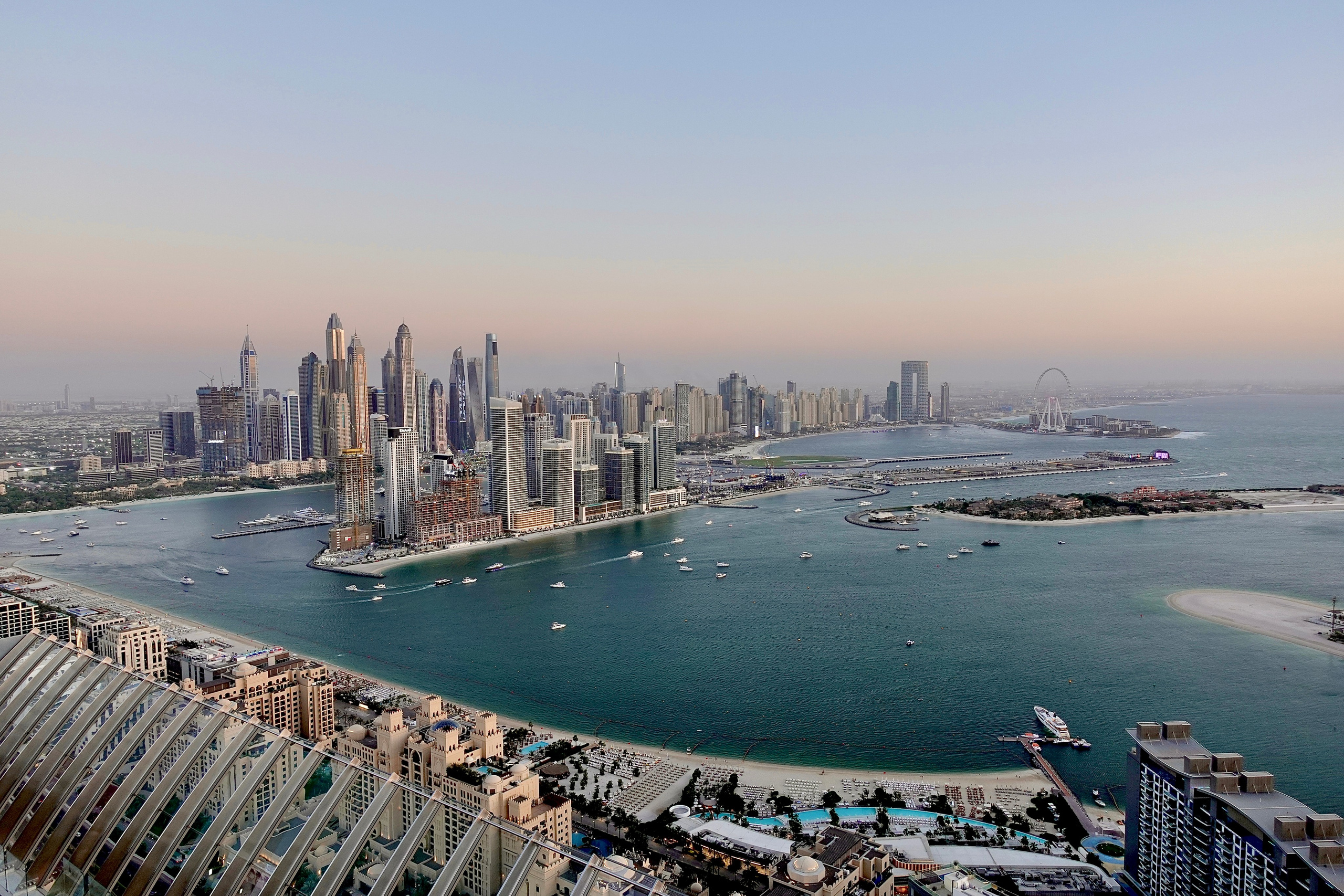 Снято на телефон. Фотография, ретушь, сканирование, восстановление старых фото, интерьерная съёмка, студия. Данилов Александр, Москва