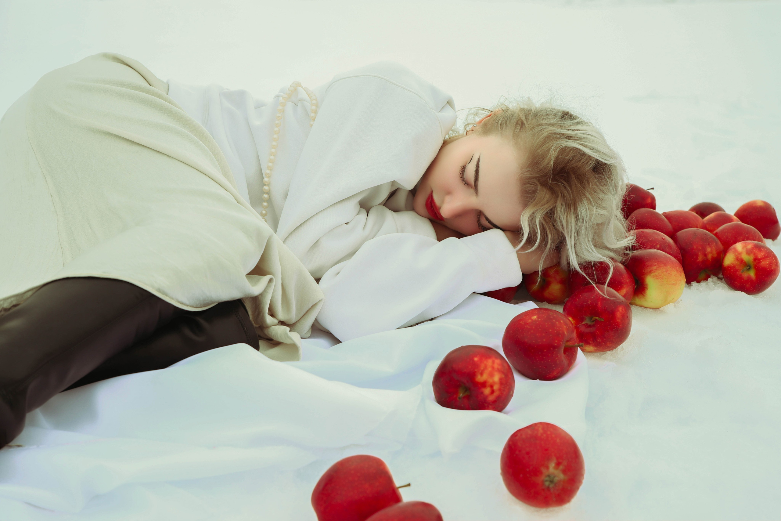 Яблочки. Алла Кондратьева, Женский и love story фотограф в Петропавловске-Камчатском — Алла Кондратьева