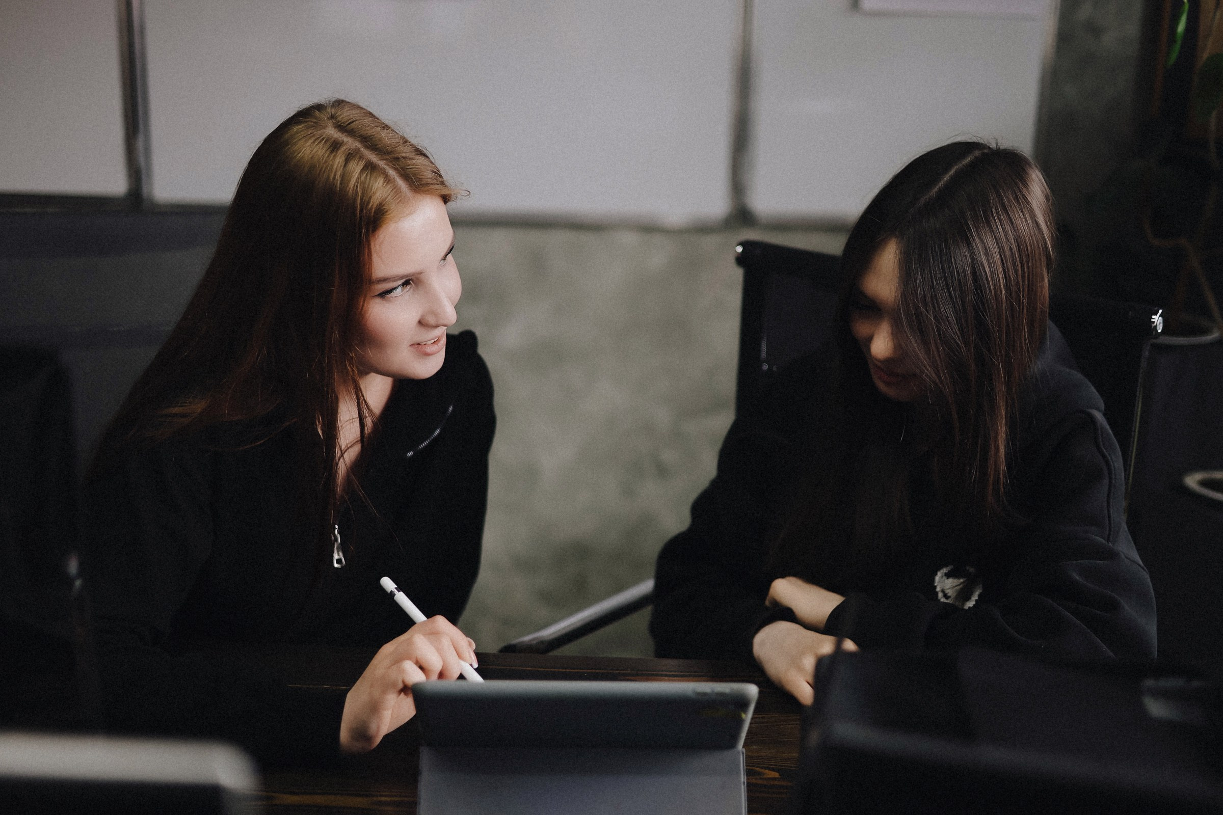 Контент-съемка производства Loft Monopoly. Свадебный фотограф Великий Новгород Станислав Кособудский