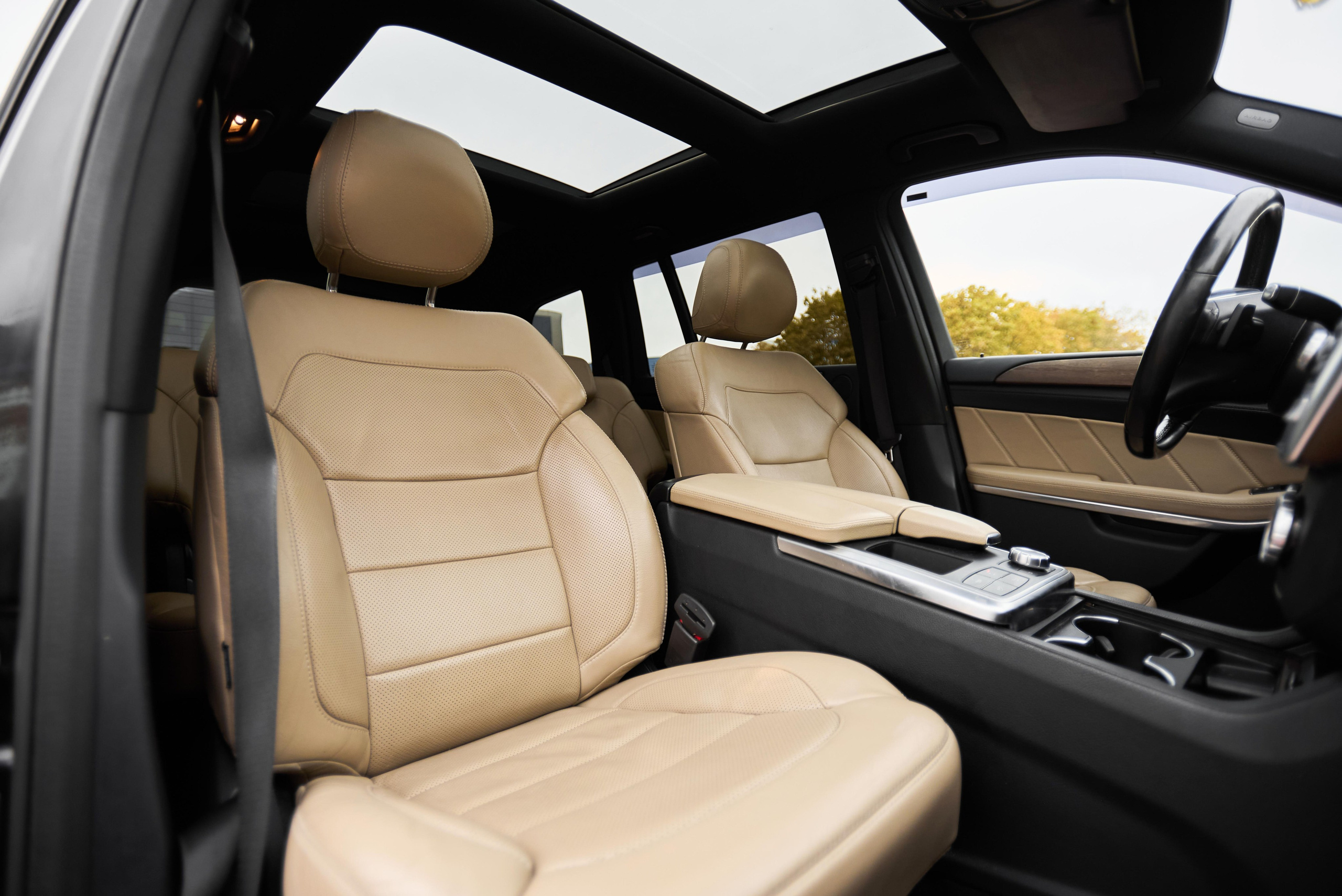 Mercedes GL350. Автомобильный и интерьерный фотограф в Минске Александр Тагаев