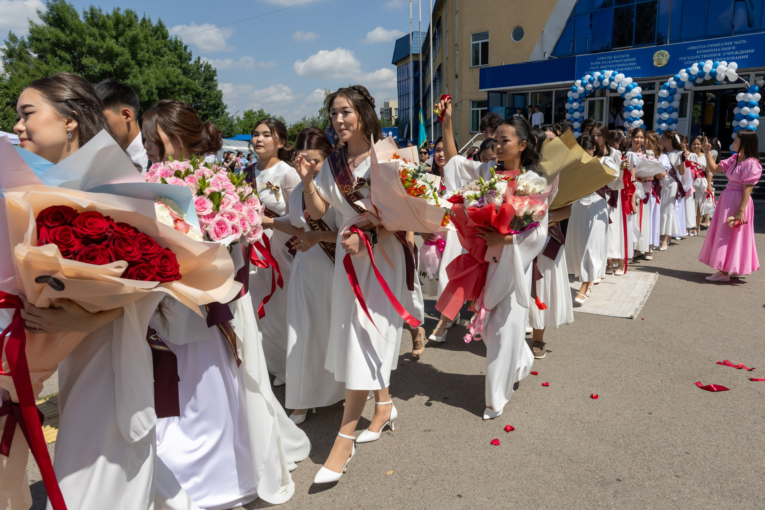 Вручениe | Линейка. Фото и видеосъемка в Алматы