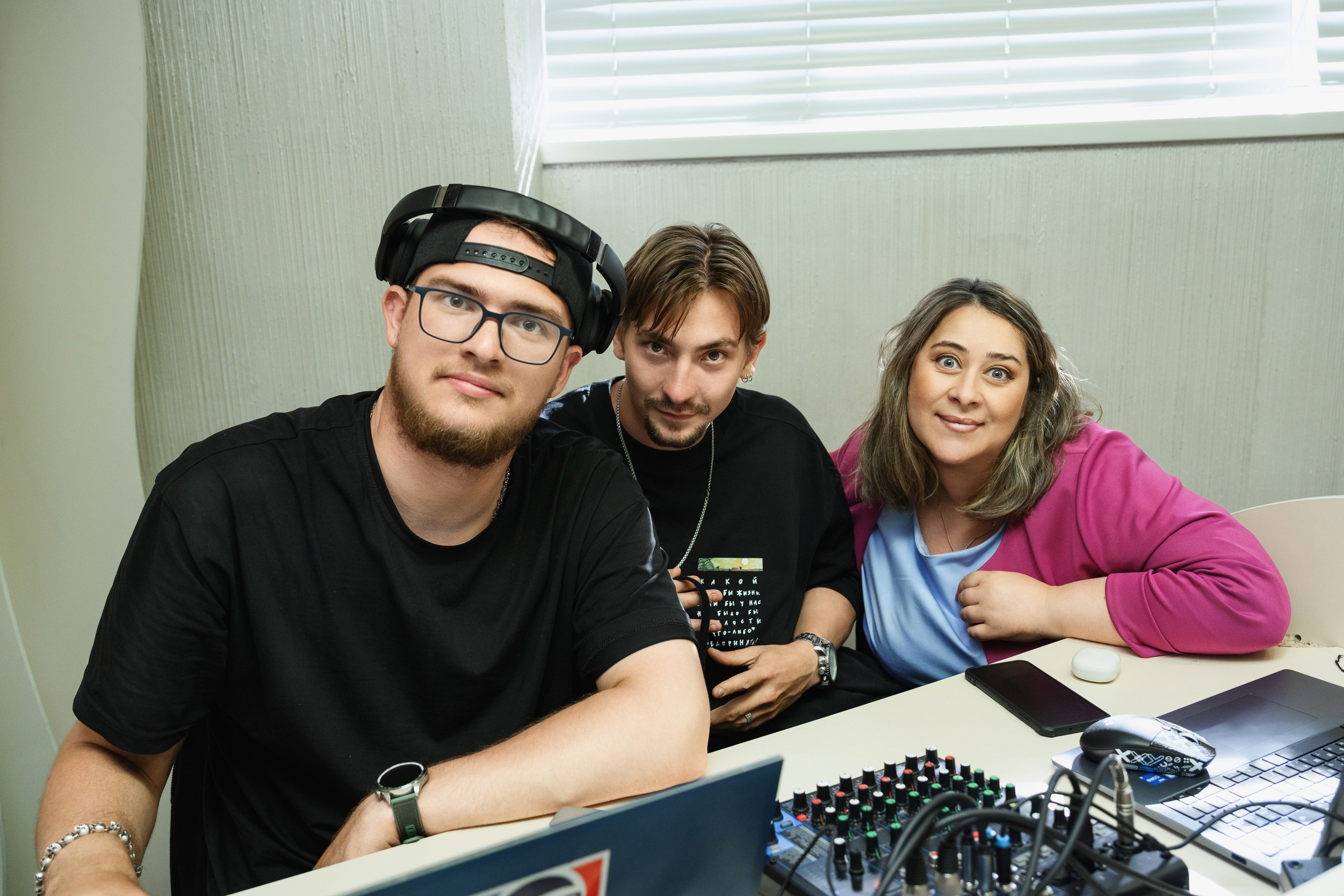 Фотосъемка юбилея в Петропавловске-Камчатском, Юбилейная фотосессия в Петропавловске-Камчатском, Торжественная съемка юбилея в ресторане Петропавловска-Камчатского, Эмоциональные кадры с семейного праздника в Петропавловске-Камчатском, Профессиональная съемка юбилейных мероприятий в Петропавловске-Камчатском.