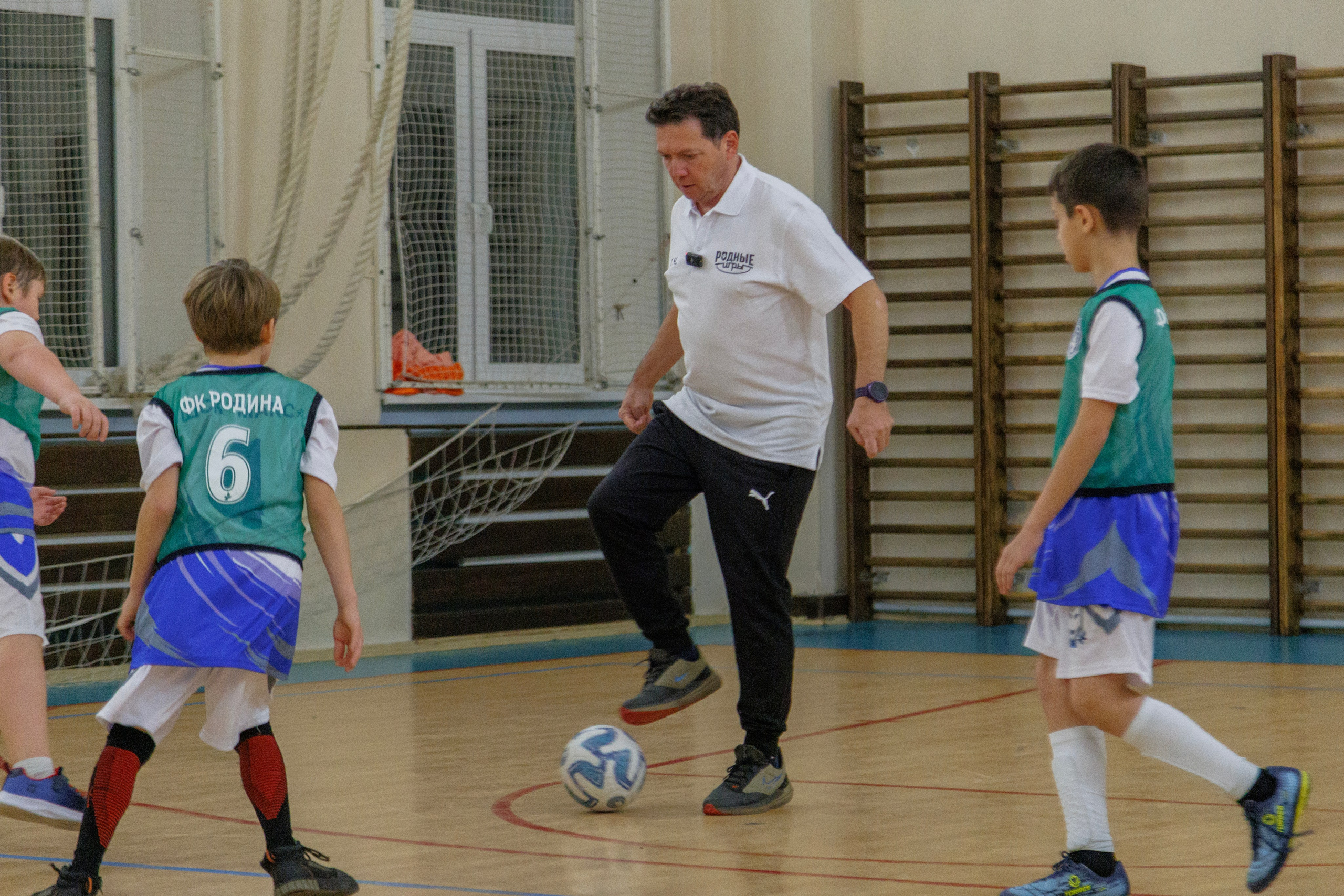 ТРЕНИРОВКА ГЕОРГИЯ ЧЕРДАНЦЕВА С МОСКОВСКИМИ ШКОЛЬНИКАМИ В РАМКАХ ПРОЕКТА «РОДНЫЕ ИГРЫ». Artem Zenin Photography