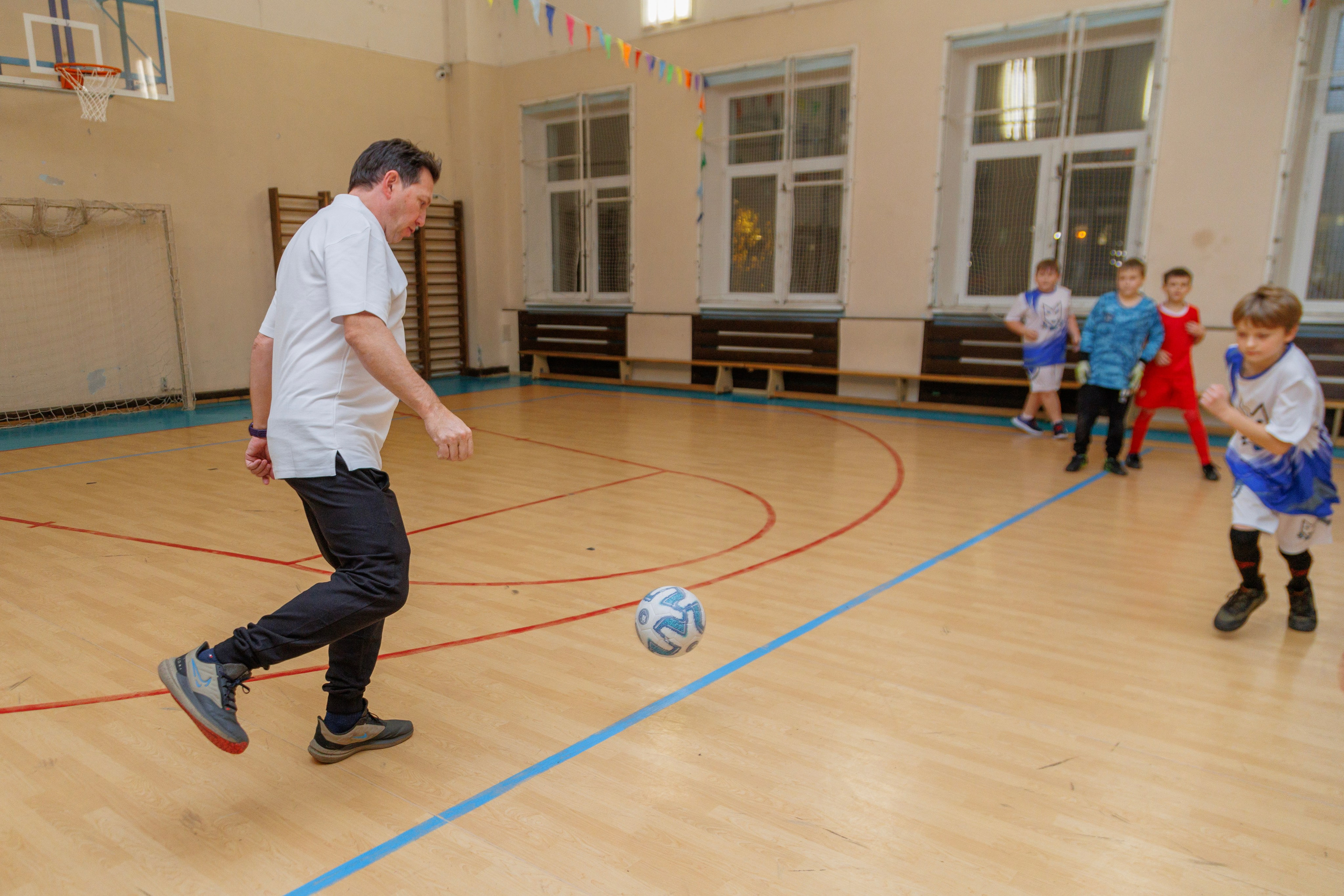 ТРЕНИРОВКА ГЕОРГИЯ ЧЕРДАНЦЕВА С МОСКОВСКИМИ ШКОЛЬНИКАМИ В РАМКАХ ПРОЕКТА «РОДНЫЕ ИГРЫ». Artem Zenin Photography