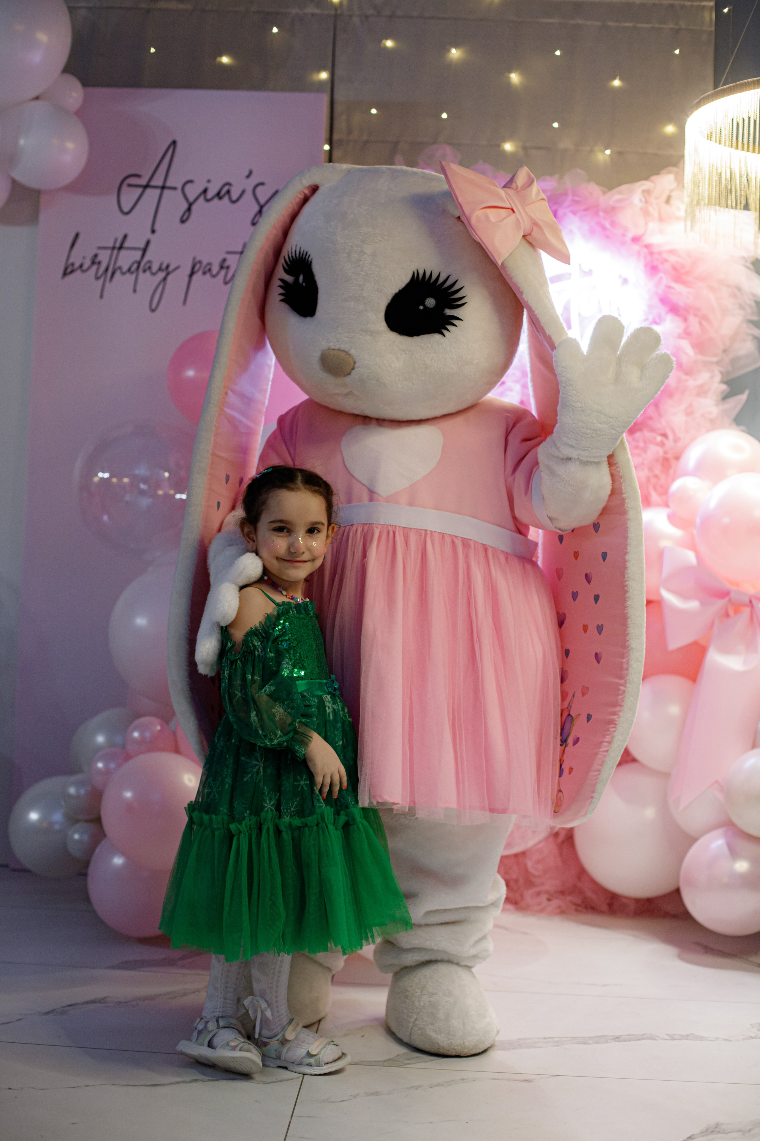 ASIA'S BIRTHDAY PARTY. Photokarish