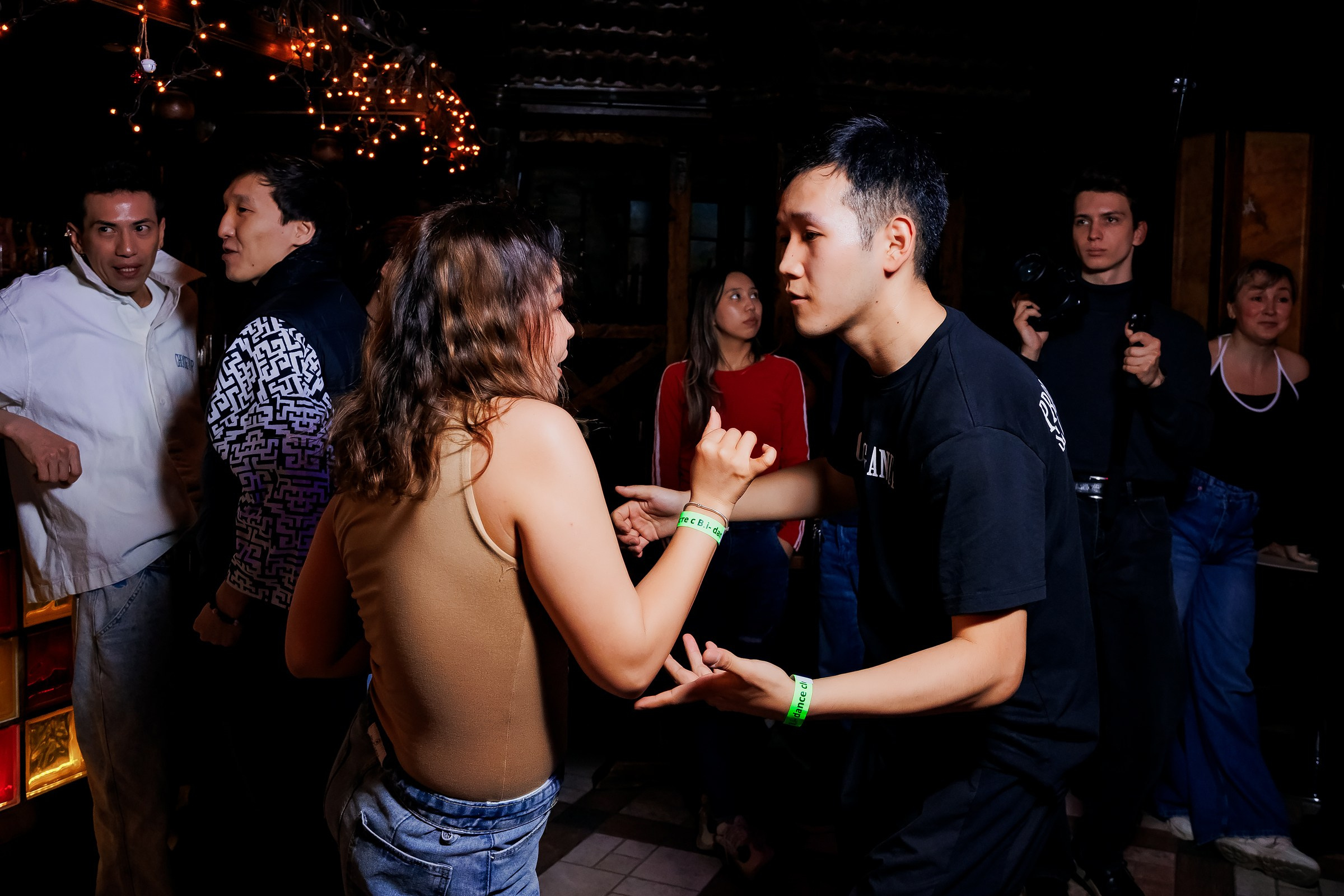 Bachata party-Tirol. Репортажный фотограф в Алматы Каюпов Сержан