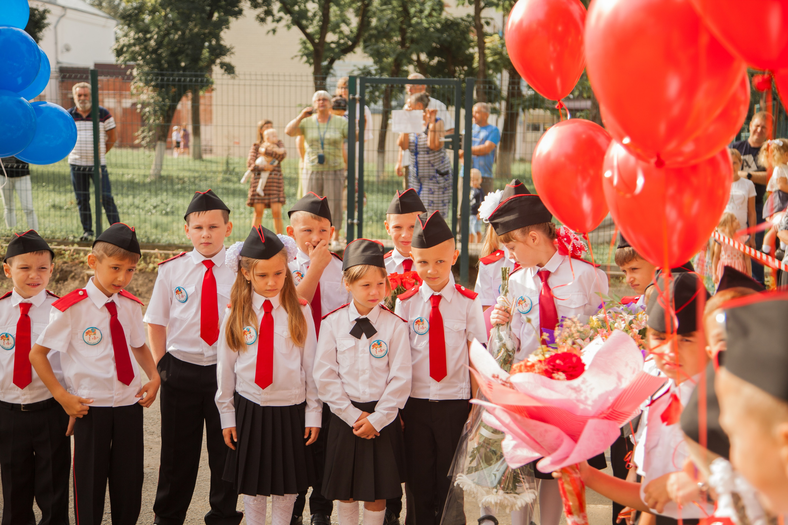Линейка 1 сентября. Свадебный и семейный фотограф в Армавире