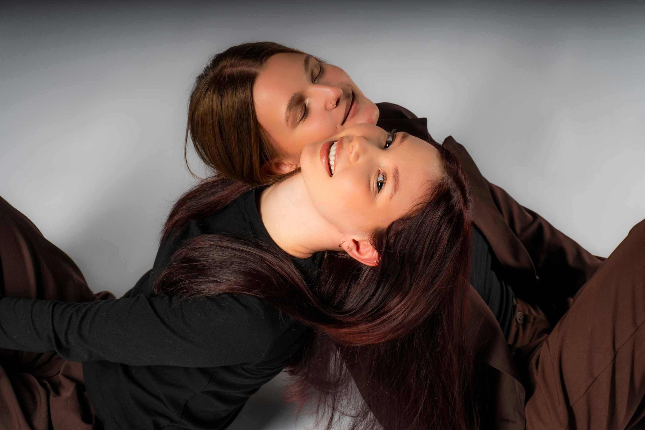 Виоллета и Яна. Фотограф Леонид Мартенс