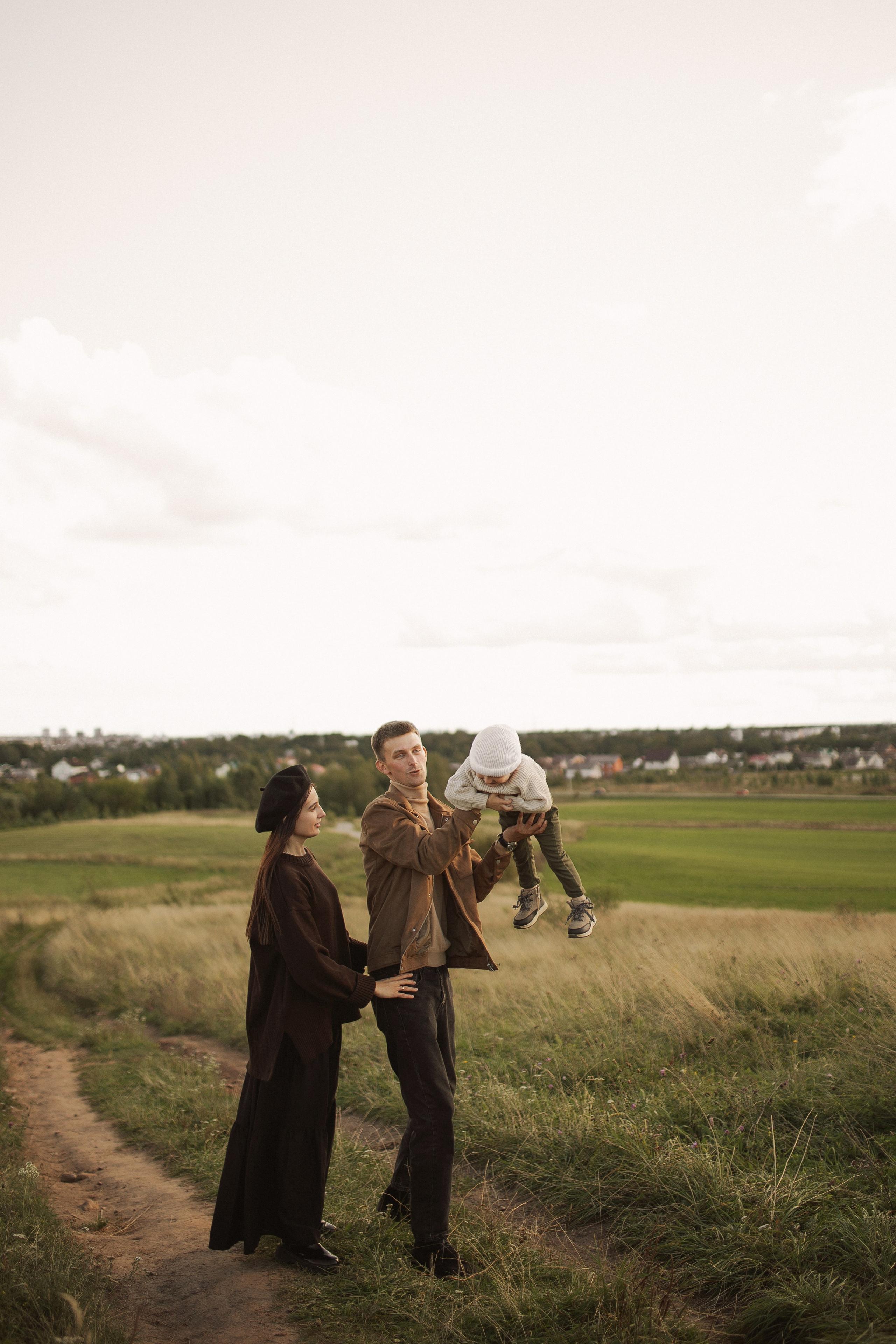 Ульяна, Миша и Тема. Главная