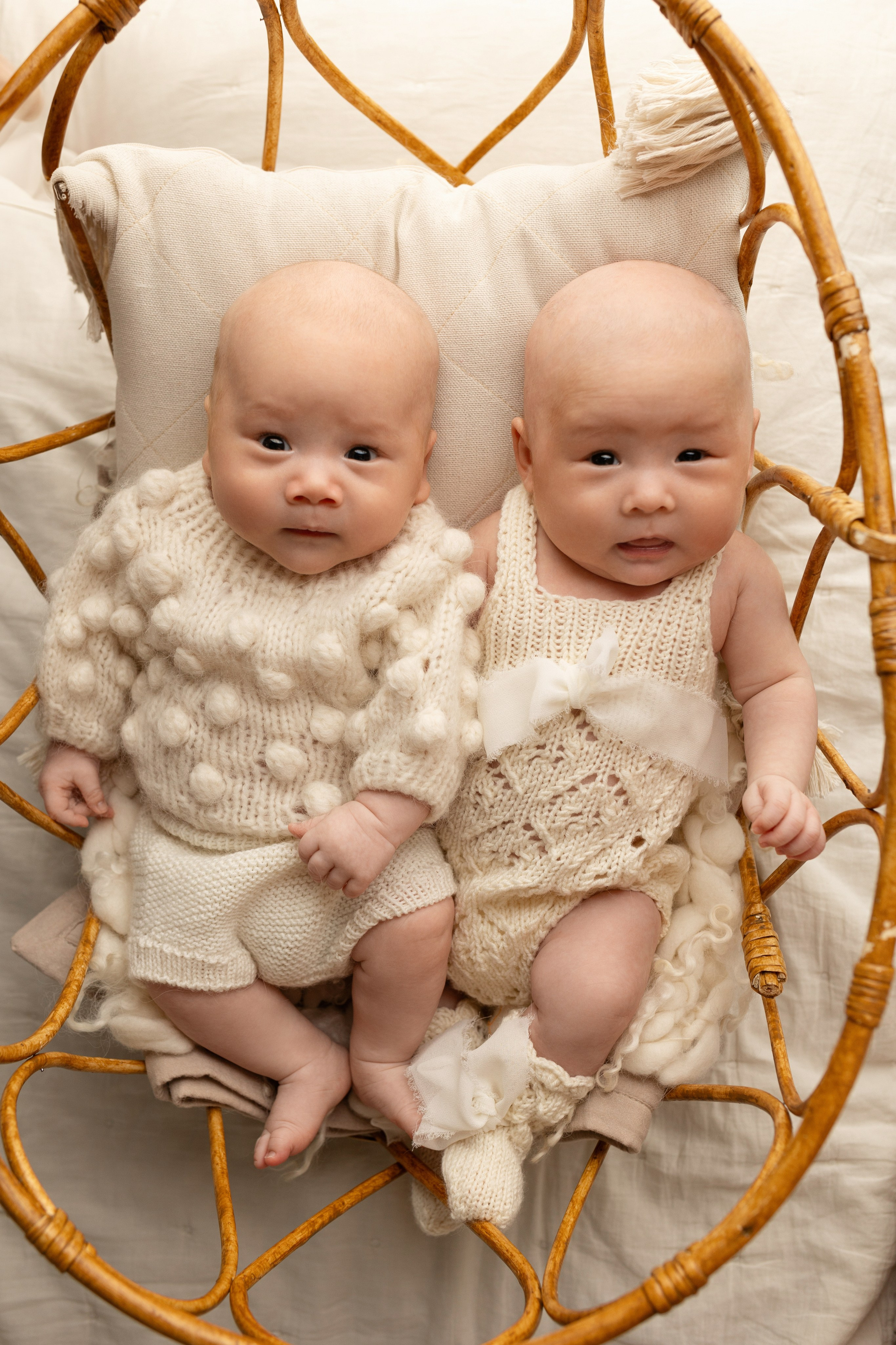 Айару и Амре. Лилия Алтухова — фотограф новорожденных в Москве и области