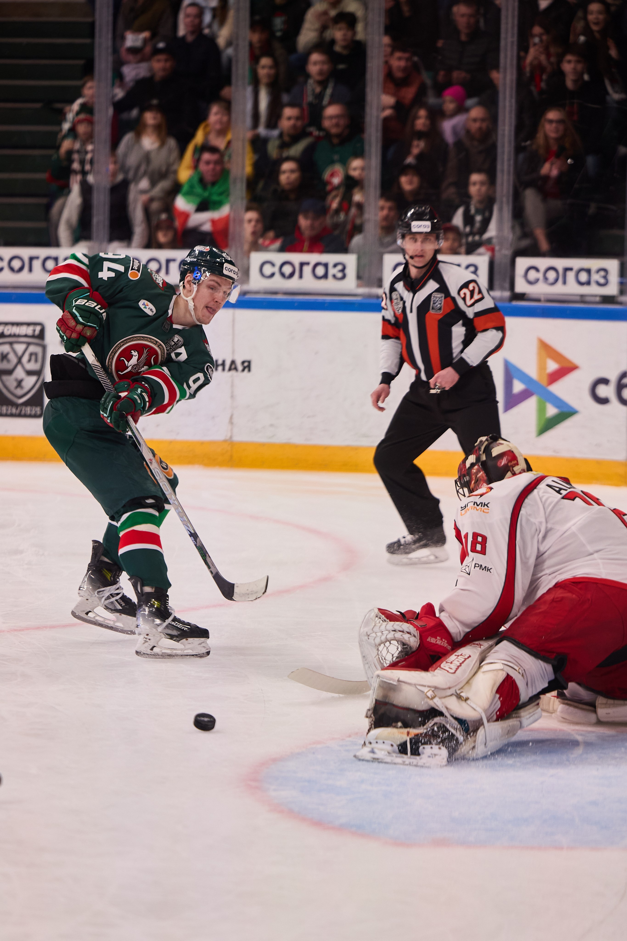 ХК Ак Барс — ХК Автомобилист. Спортивный репортажный фотограф Казань Нафис Сиразетдинов