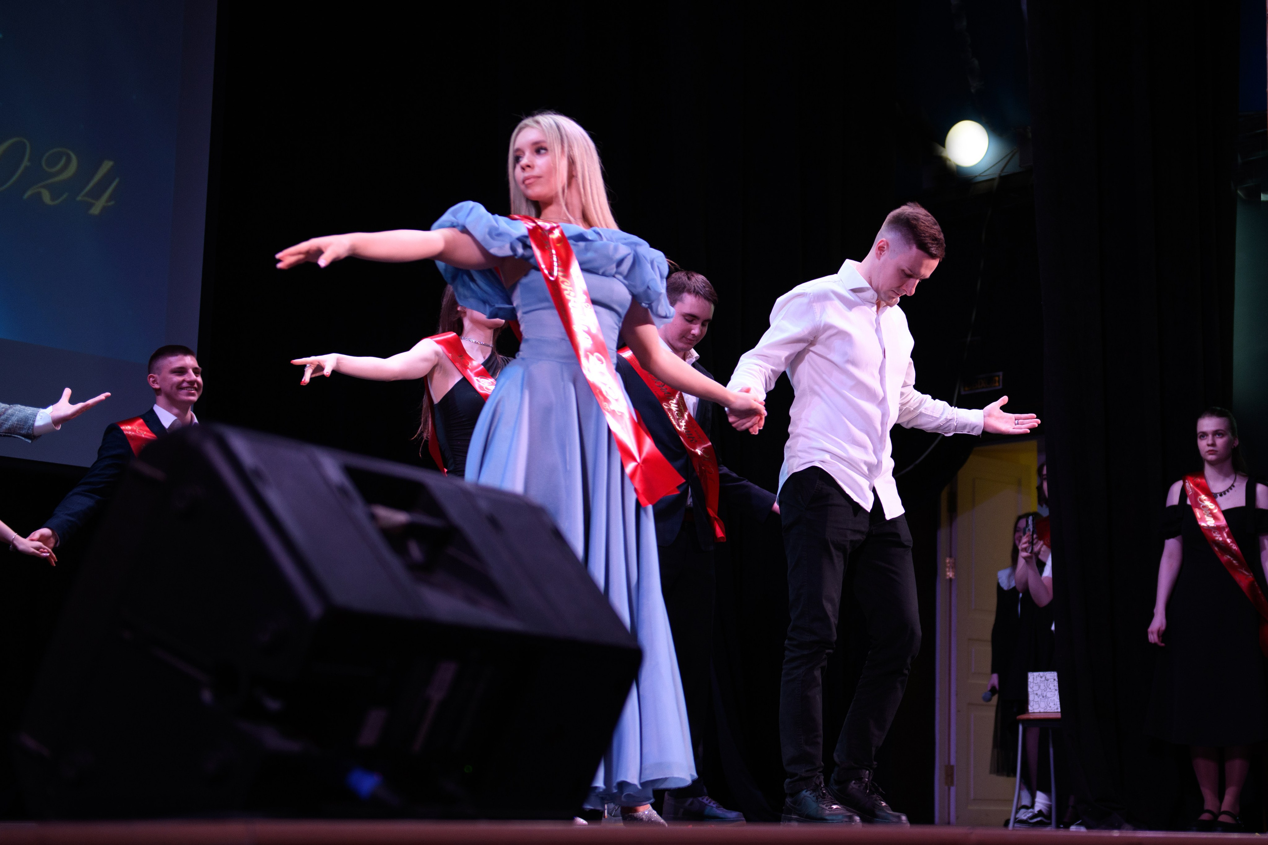 Фотосъёмка торжественного вечера выпускников. Организация и проведение фотосъемок в Санкт-Петербурге. Фотограф Смирягин Илья